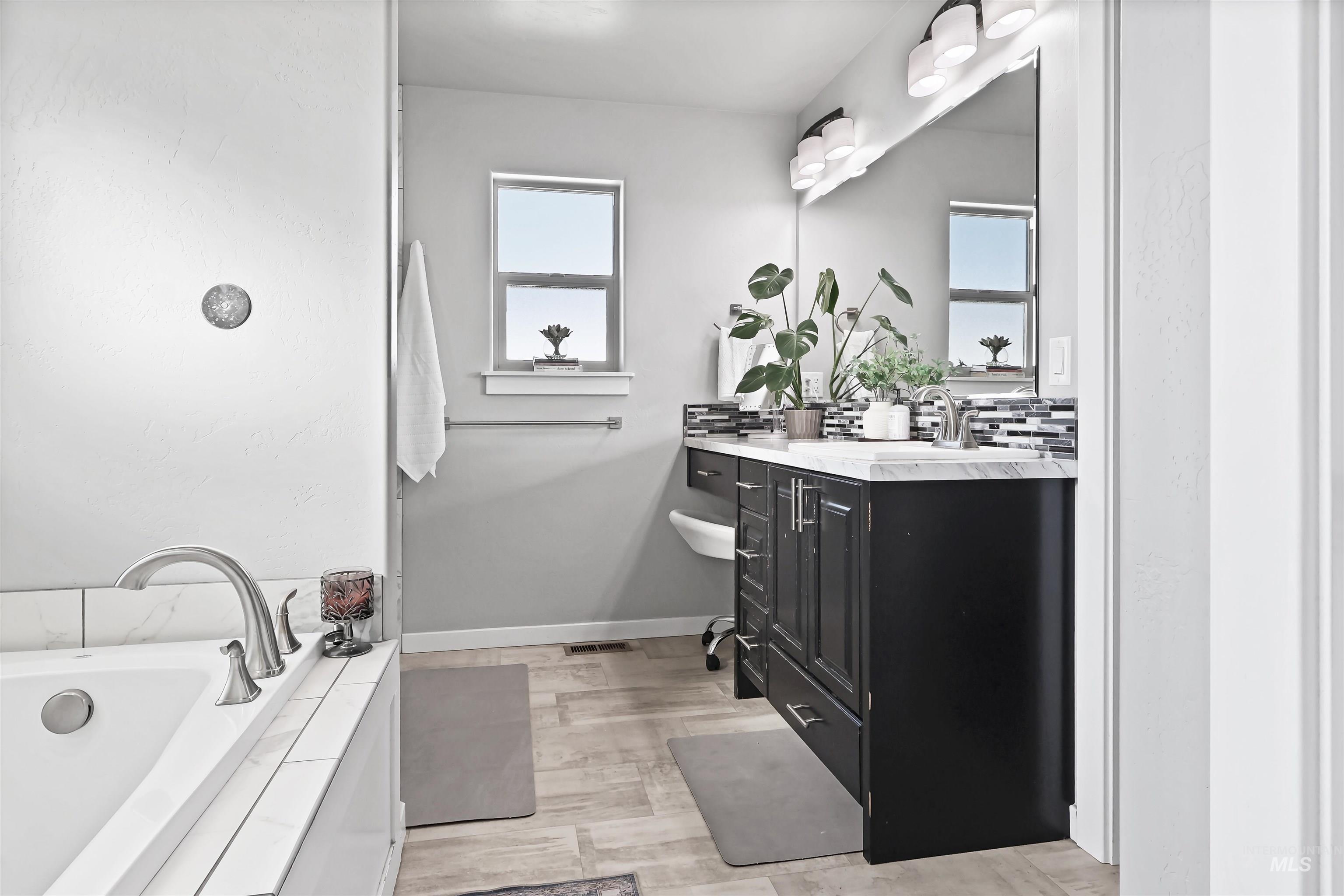 1201 Soren Way Property Photo 13