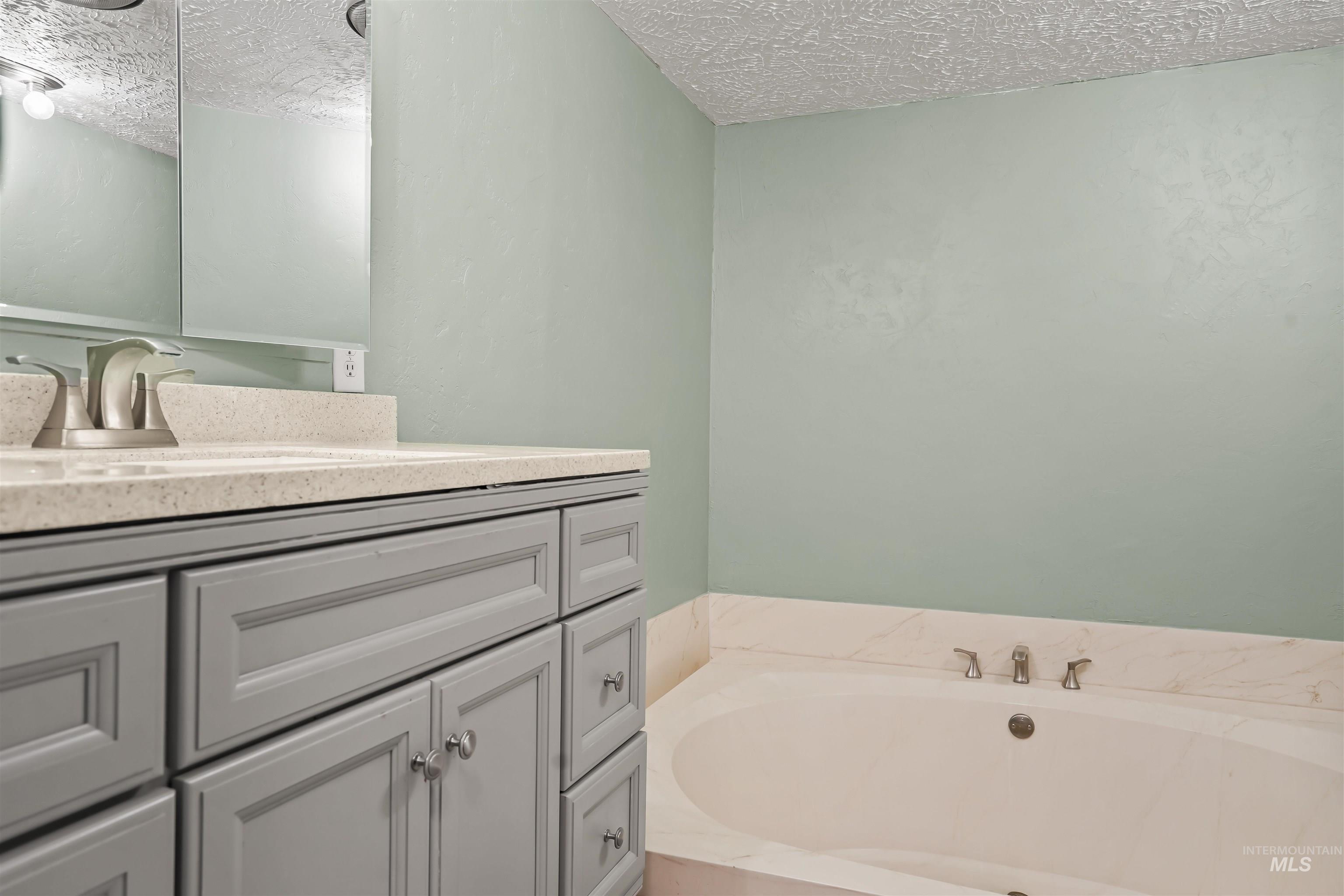 850 E 500 S Property Photo 13