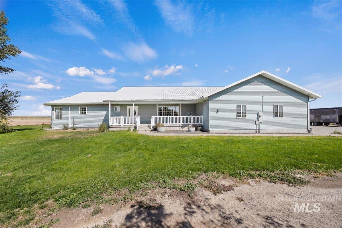 1854 E 3700 N Property Photo 2