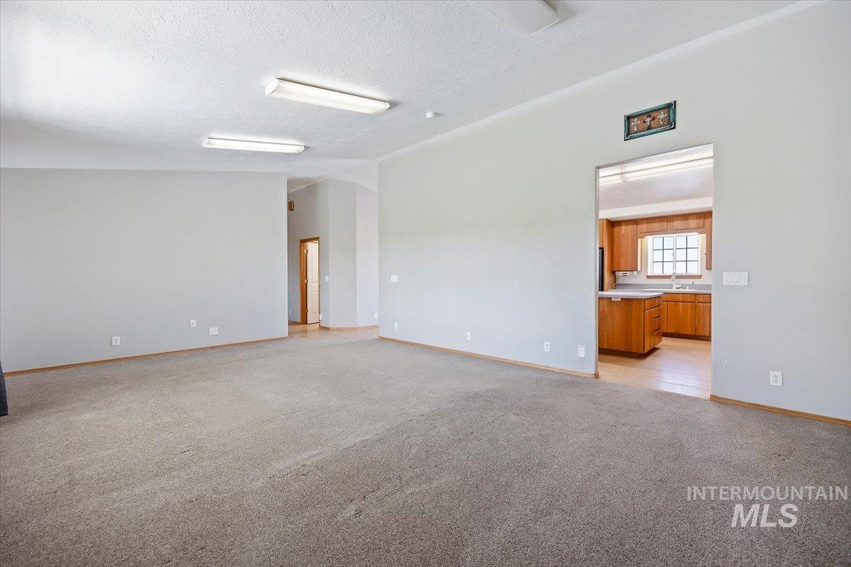 1854 E 3700 N Property Photo 9