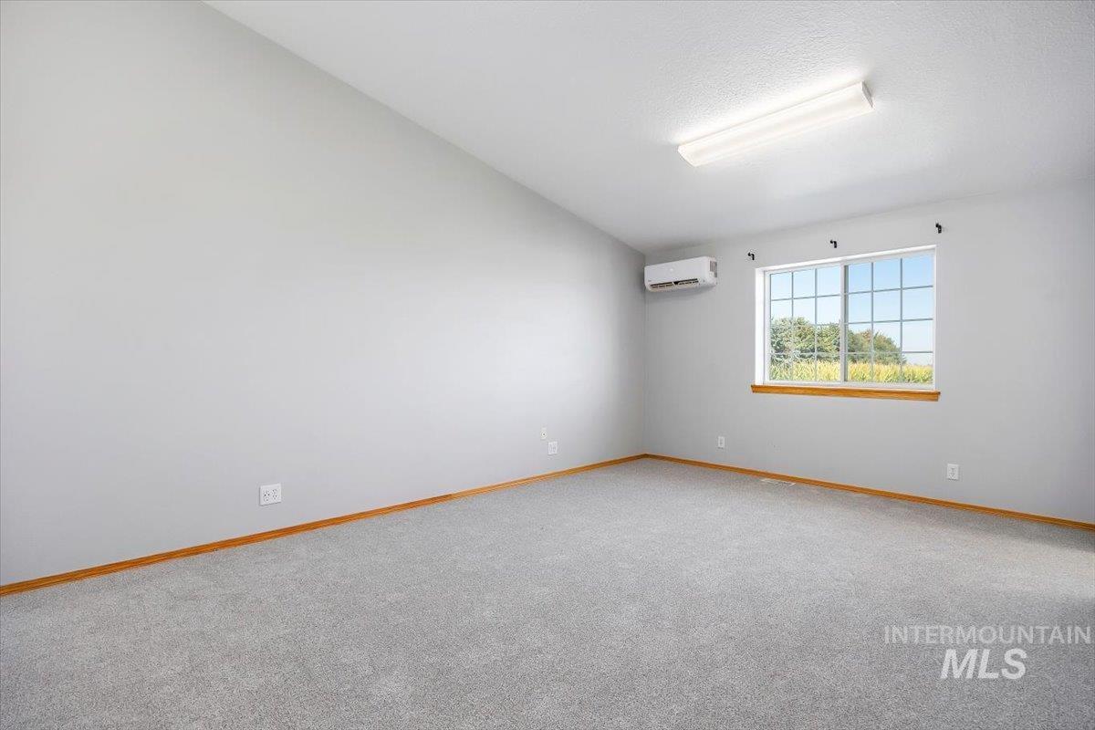 1854 E 3700 N Property Photo 22