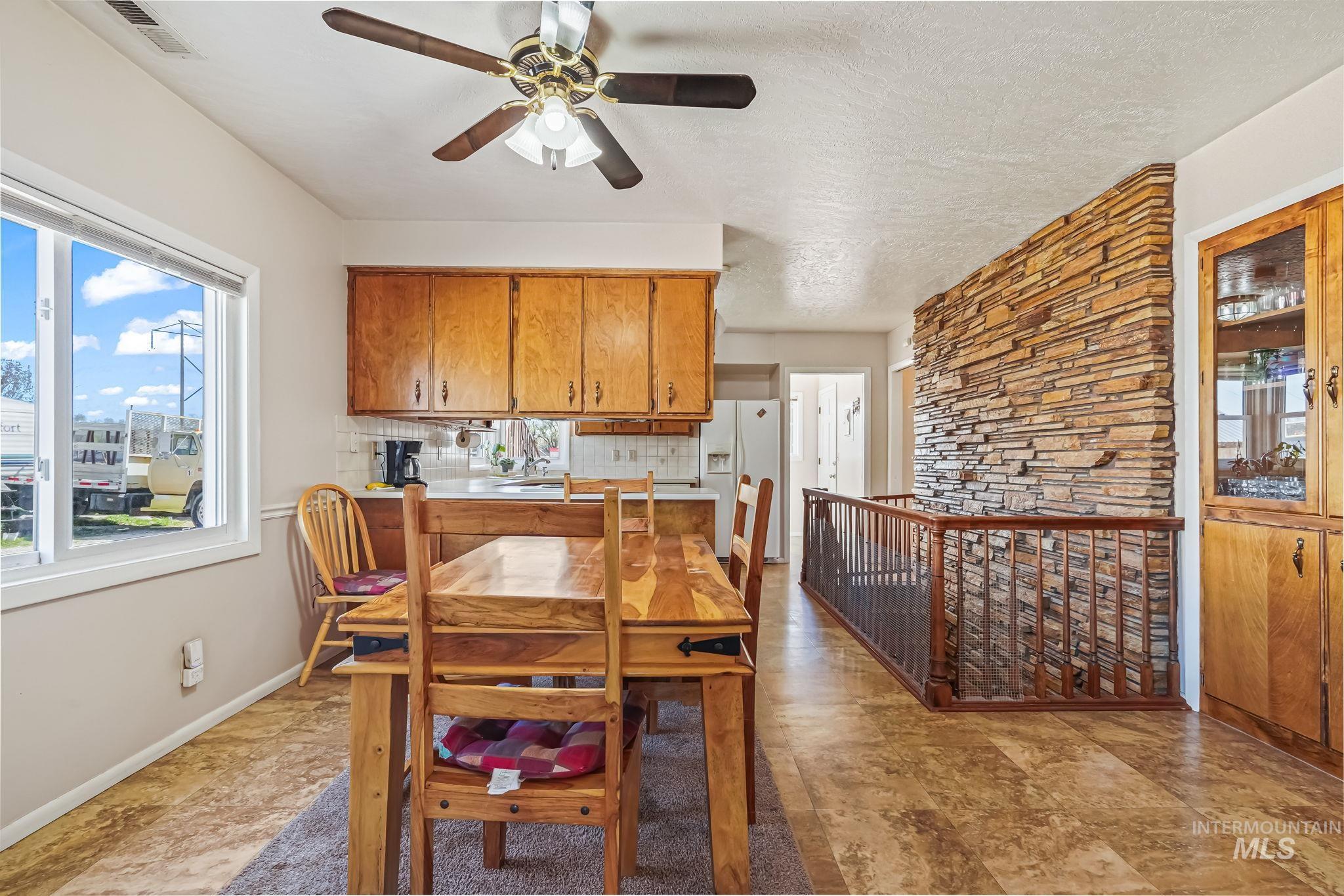 7227 Birch Lane Property Photo 6