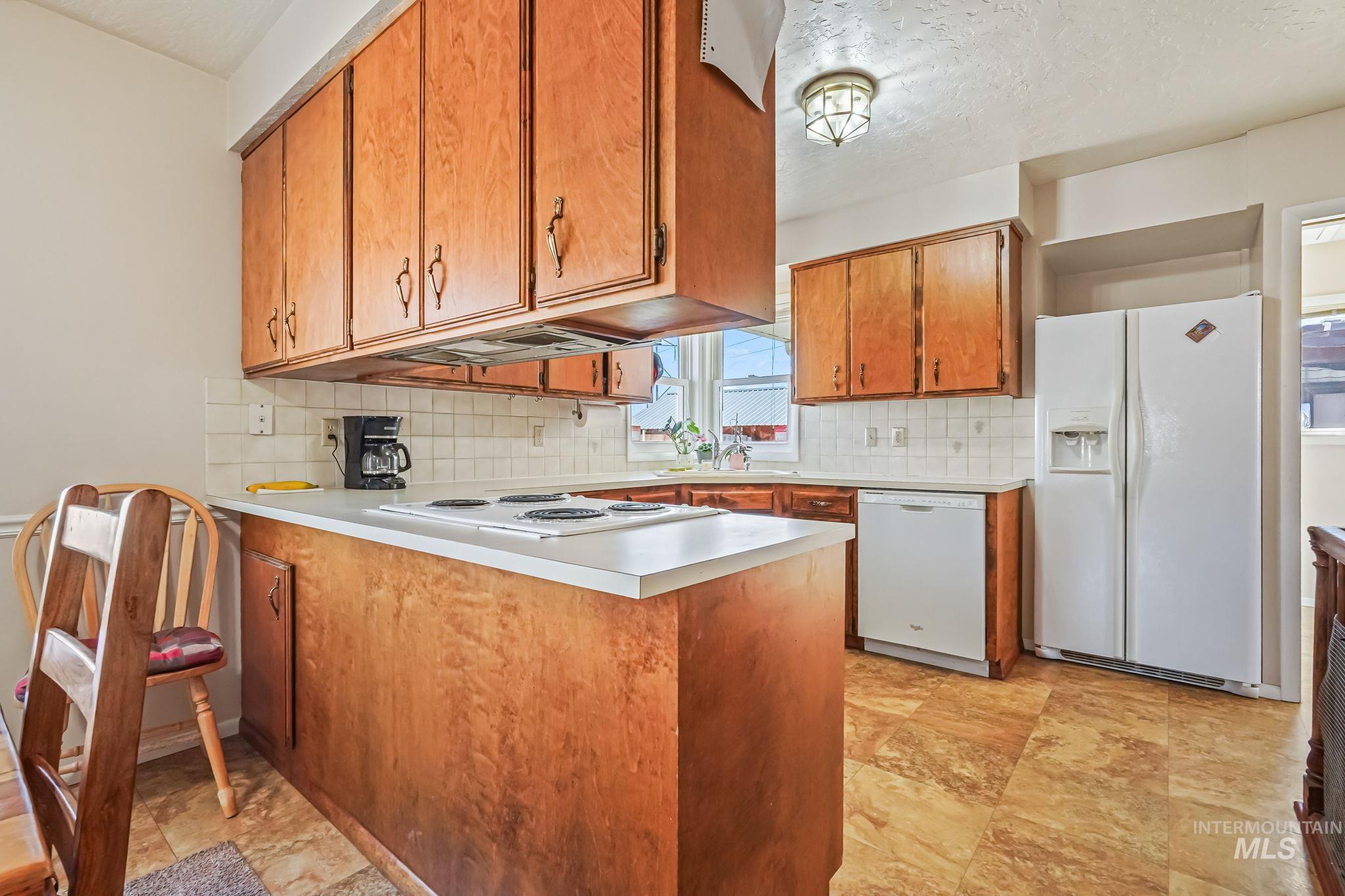7227 Birch Lane Property Photo 7