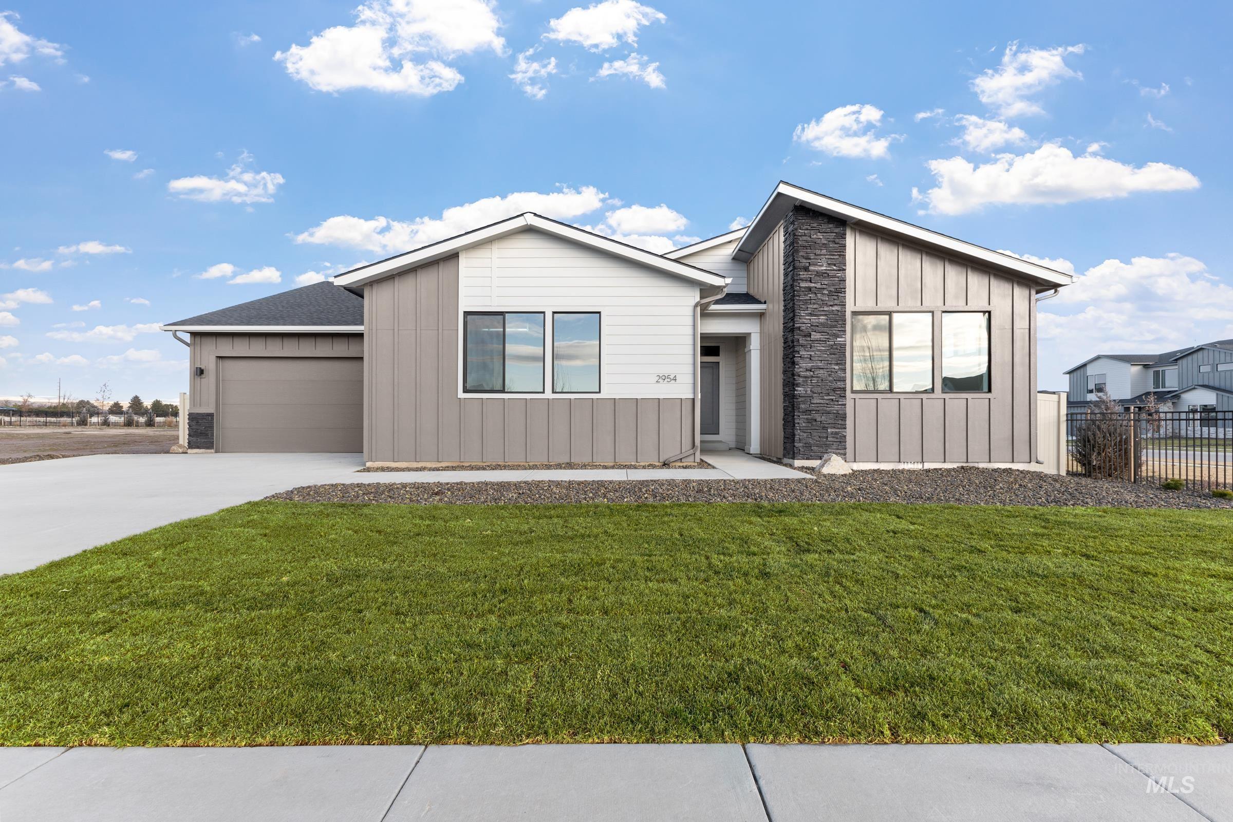 9386 W Cosmic St Property Photo 1