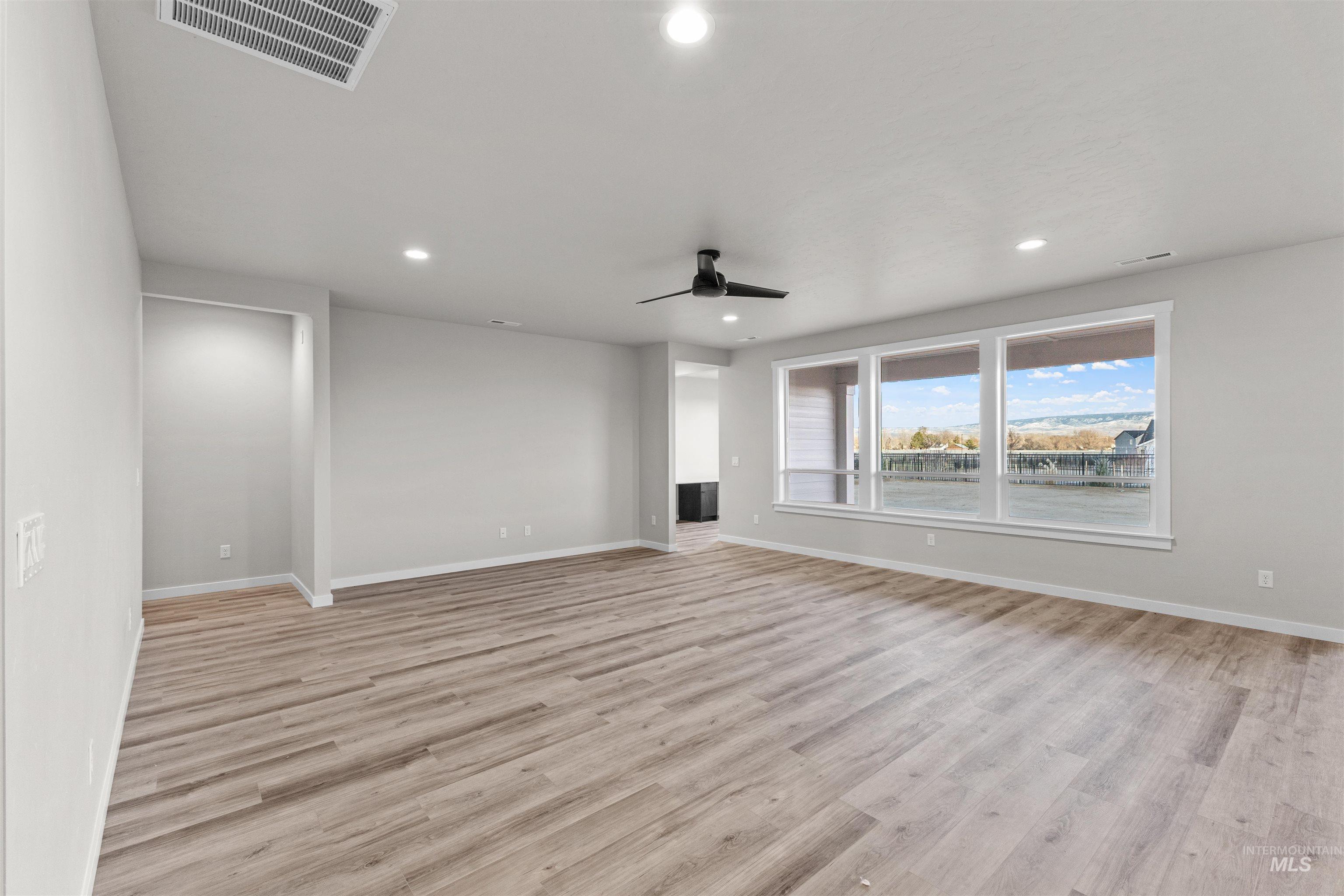 9386 W Cosmic St Property Photo 11