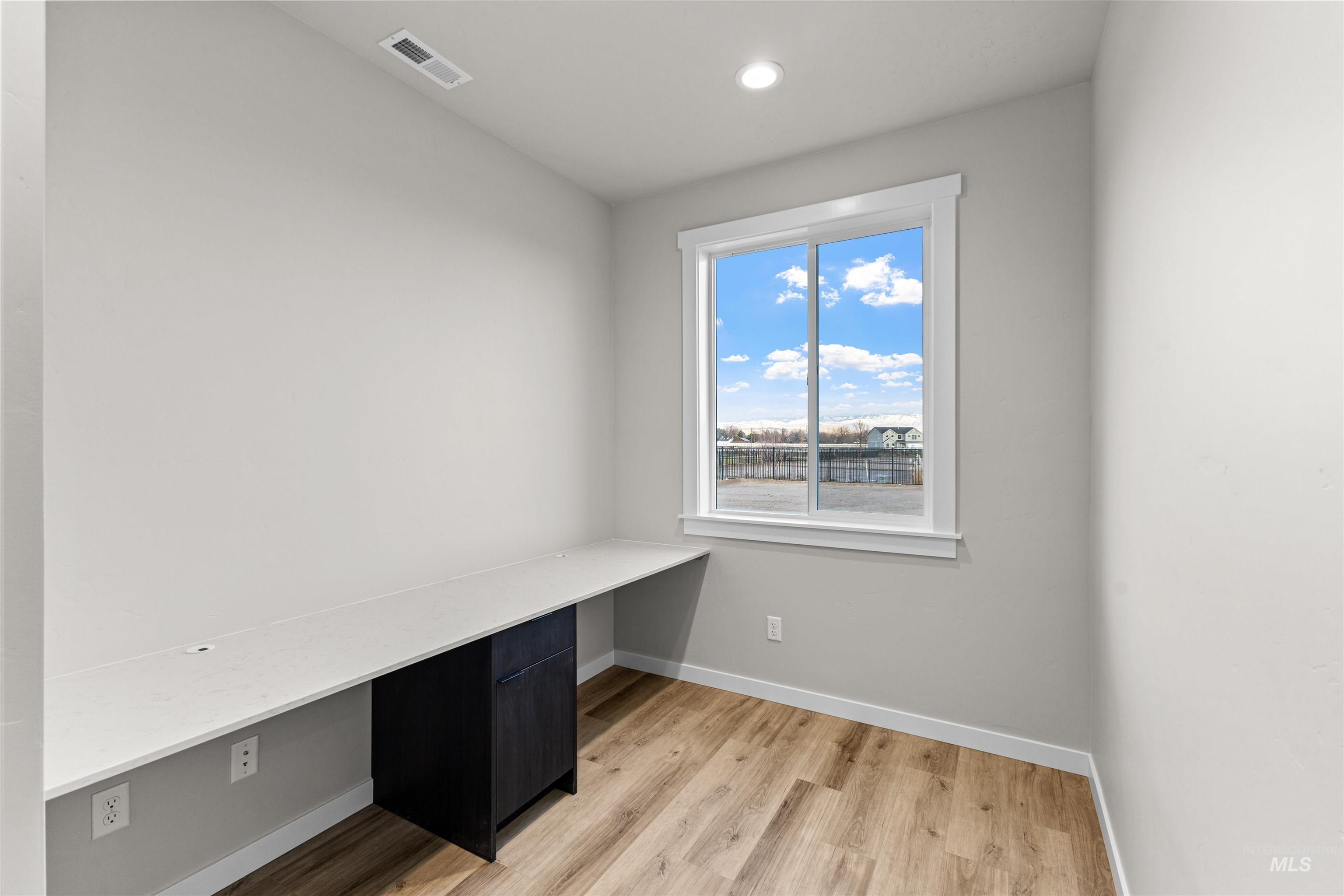 9386 W Cosmic St Property Photo 14