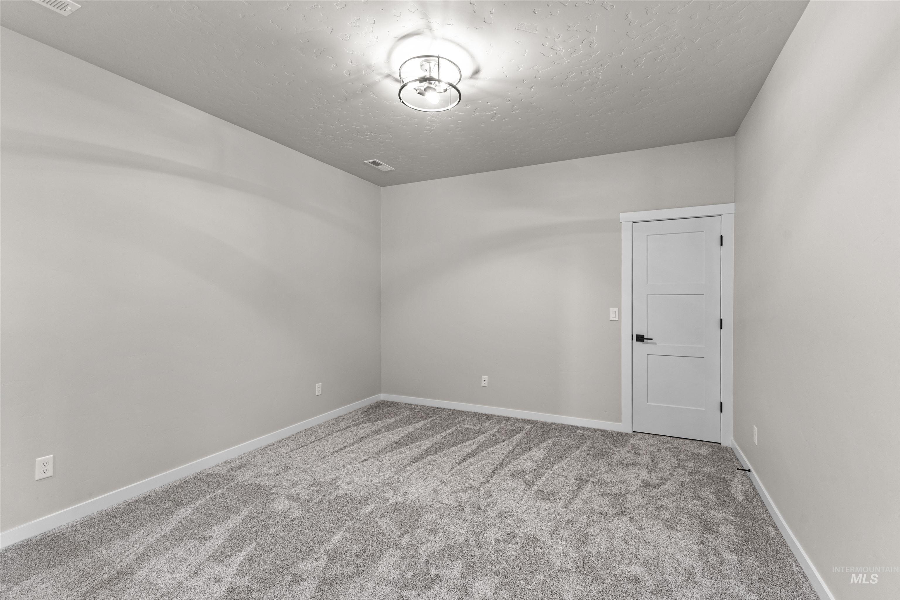 9386 W Cosmic St Property Photo 15