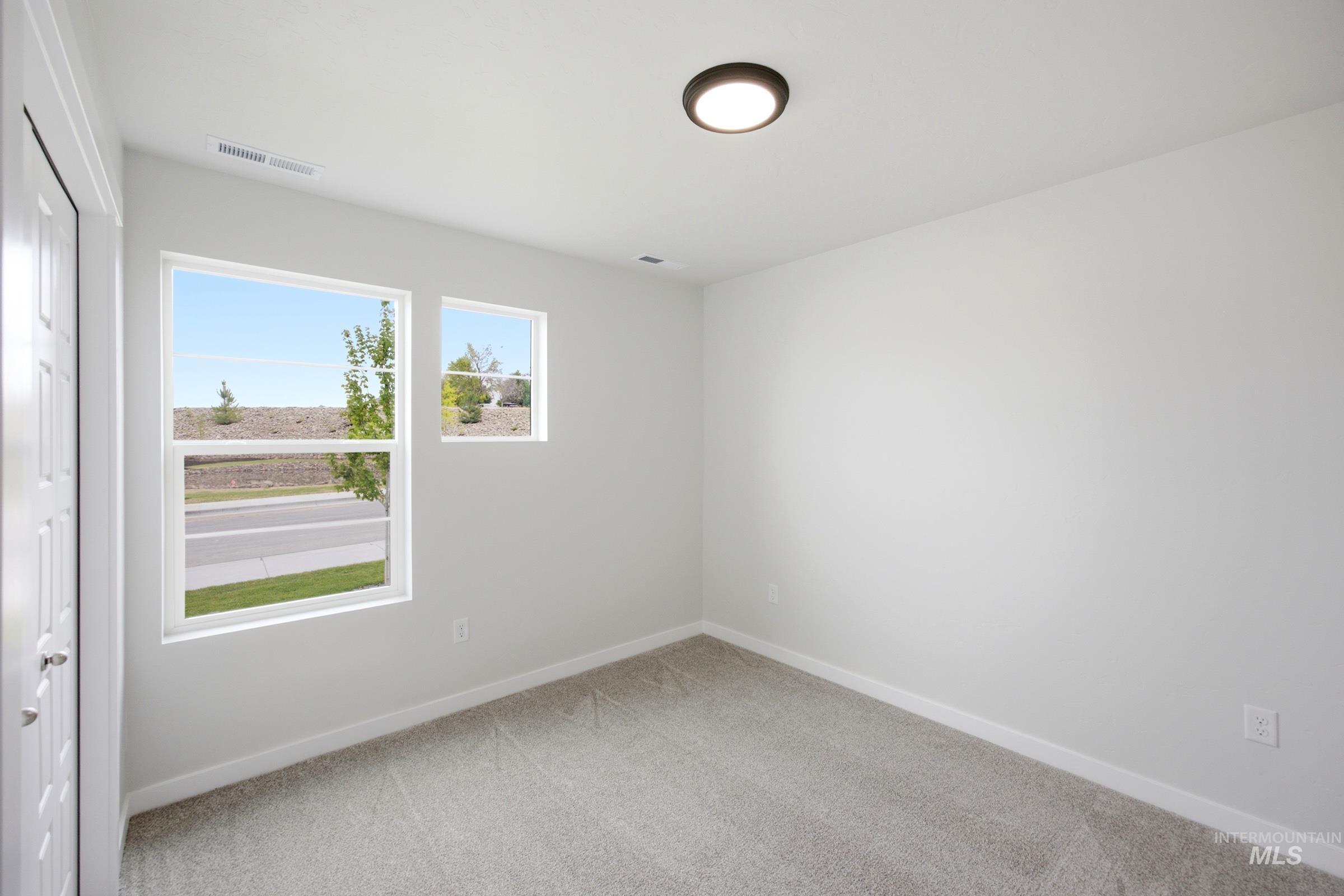 9088 W Violet St Property Photo 18