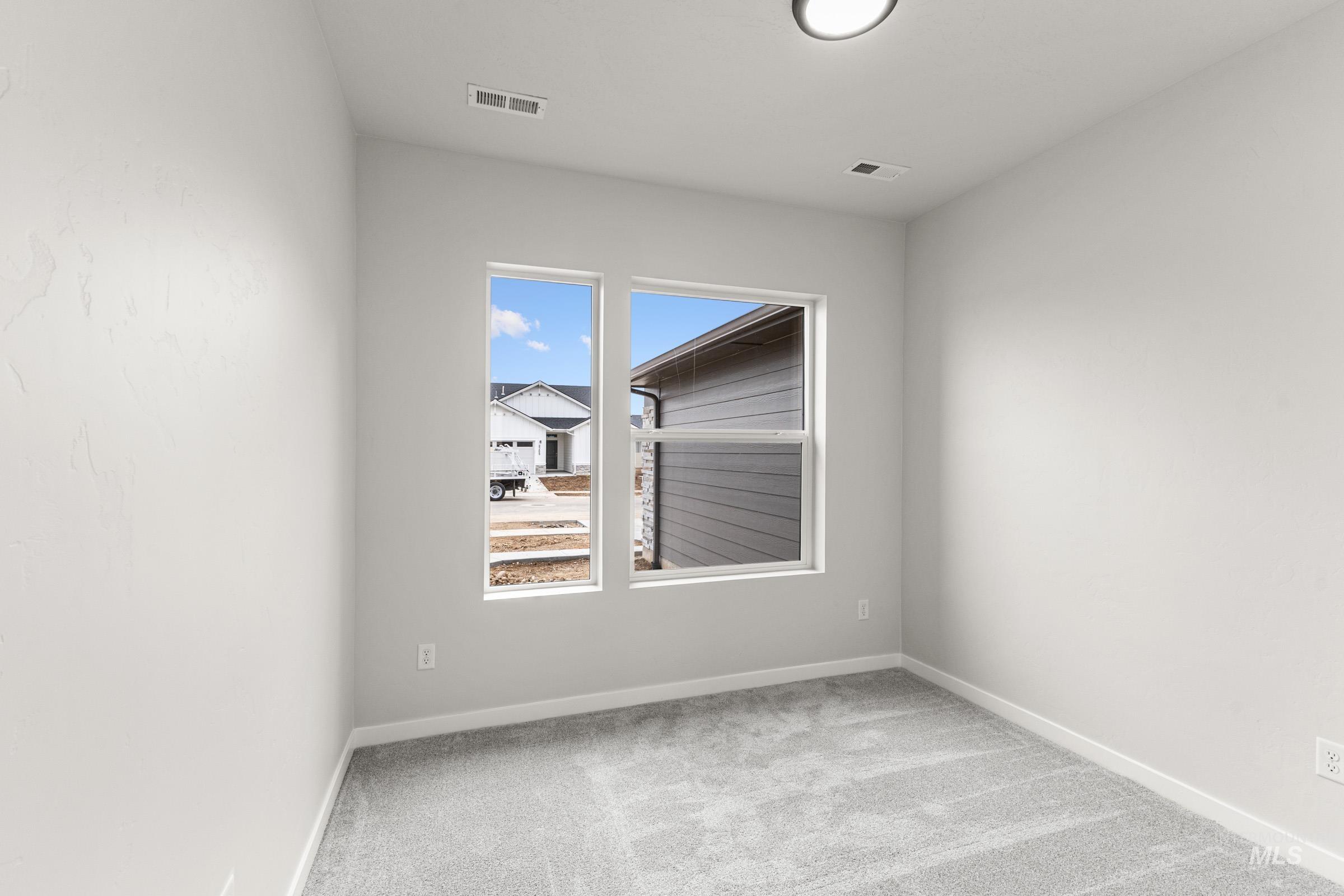 5335 E Rolling Thunder Ct Property Photo 10