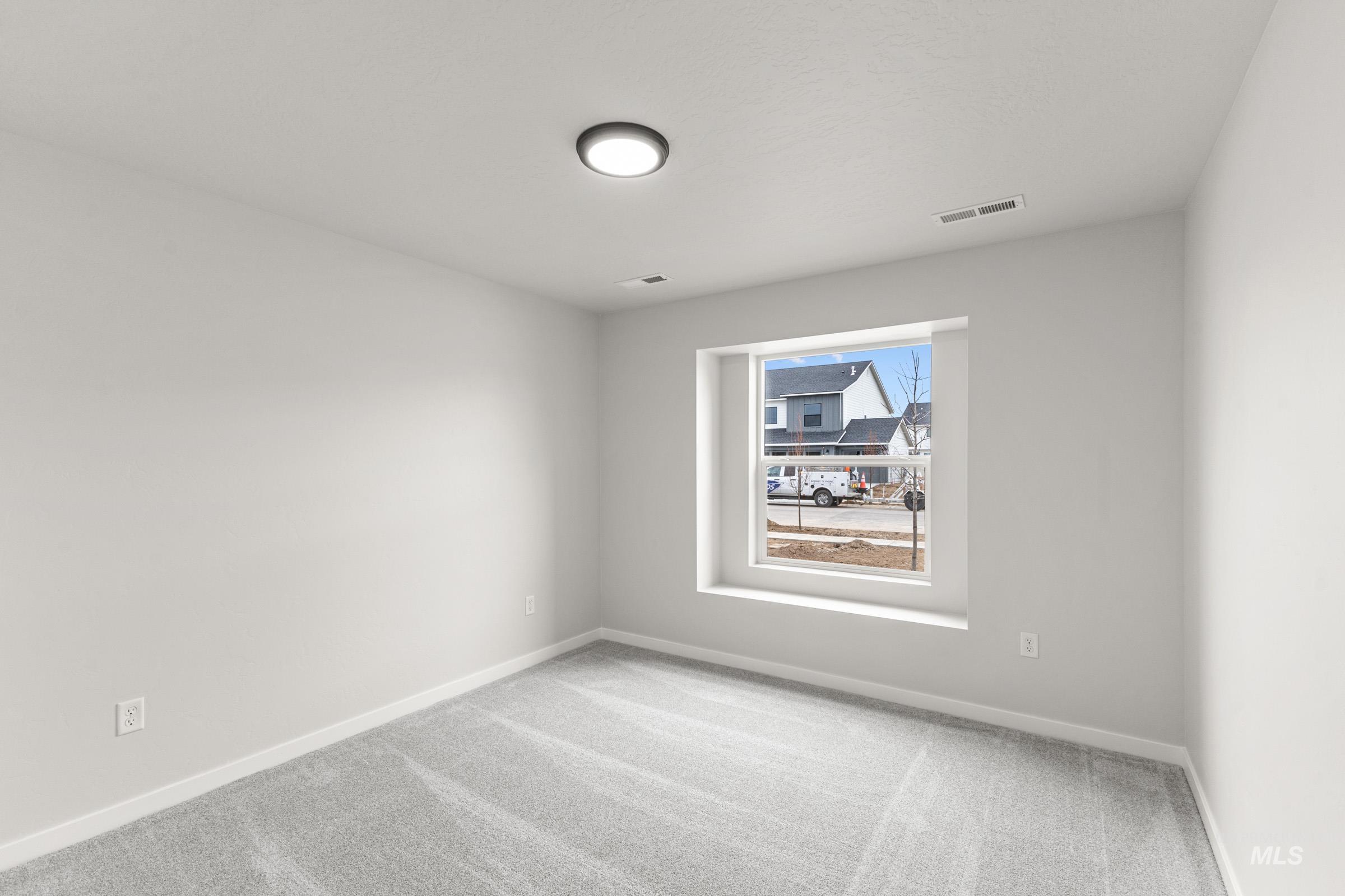5335 E Rolling Thunder Ct Property Photo 11