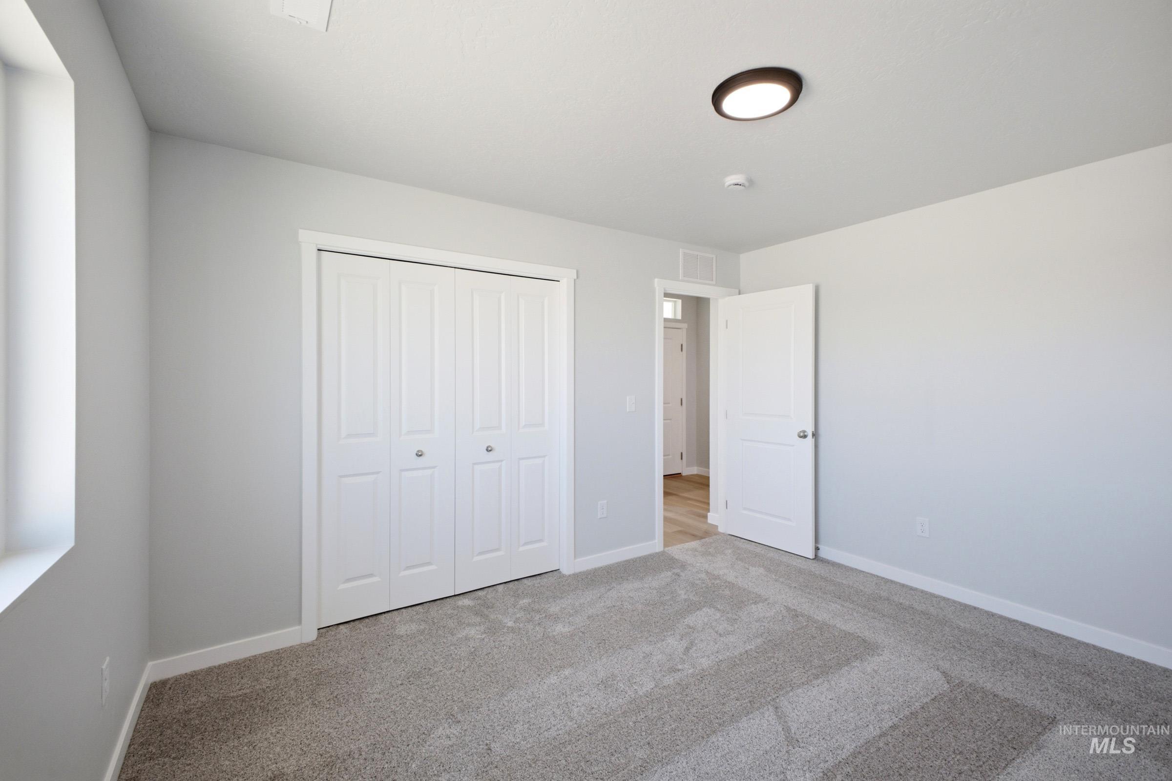 5321 E Rolling Thunder Ct Property Photo 13