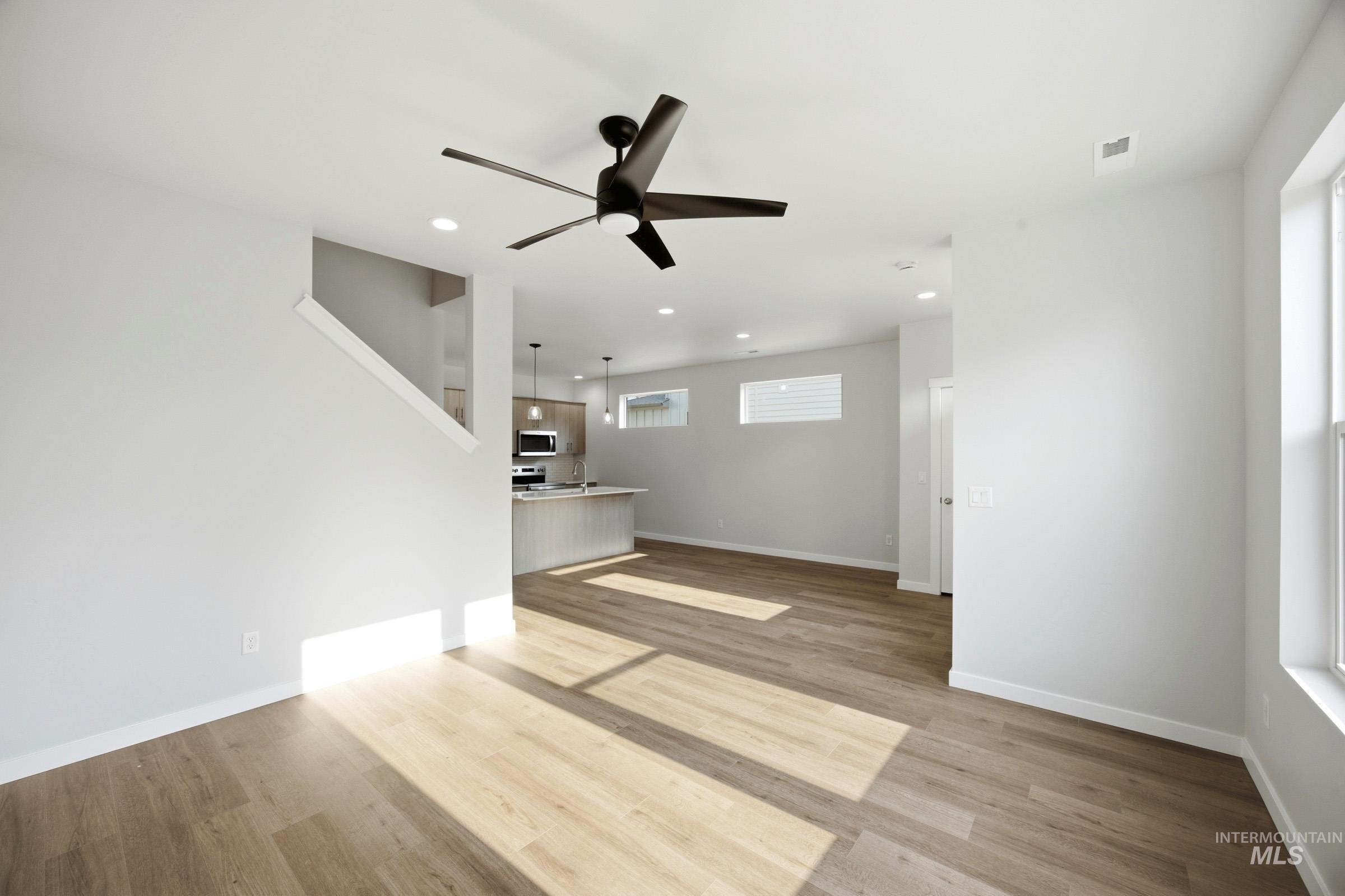 6762 S Arista Ave Property Photo 8