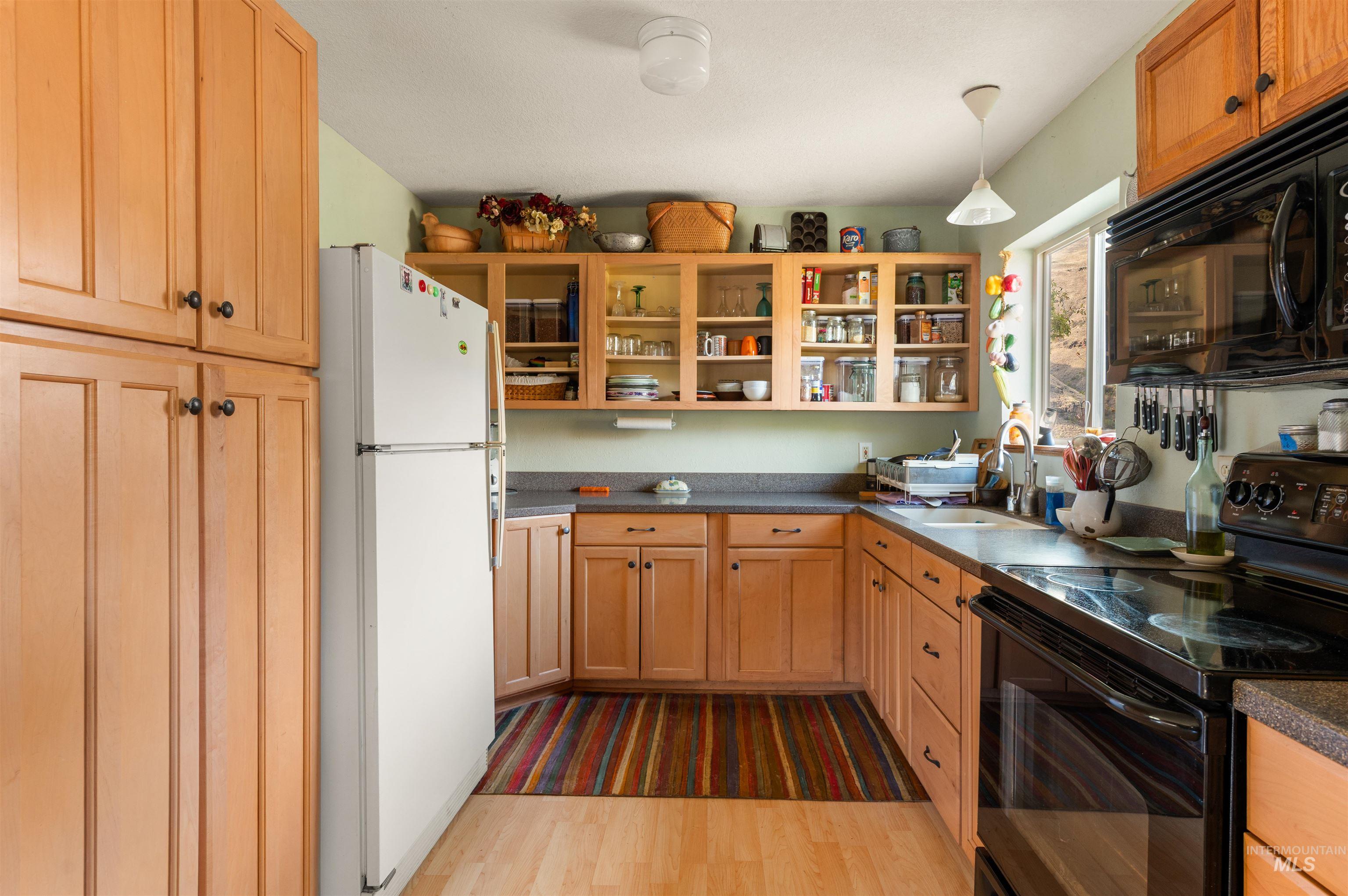 61380 Highway 129 Property Photo 5