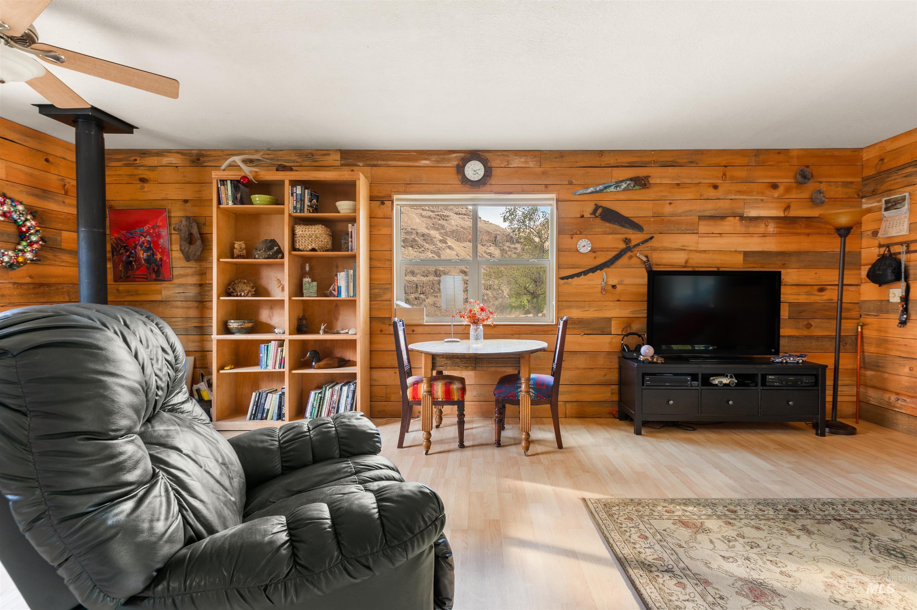 61380 Highway 129 Property Photo 8
