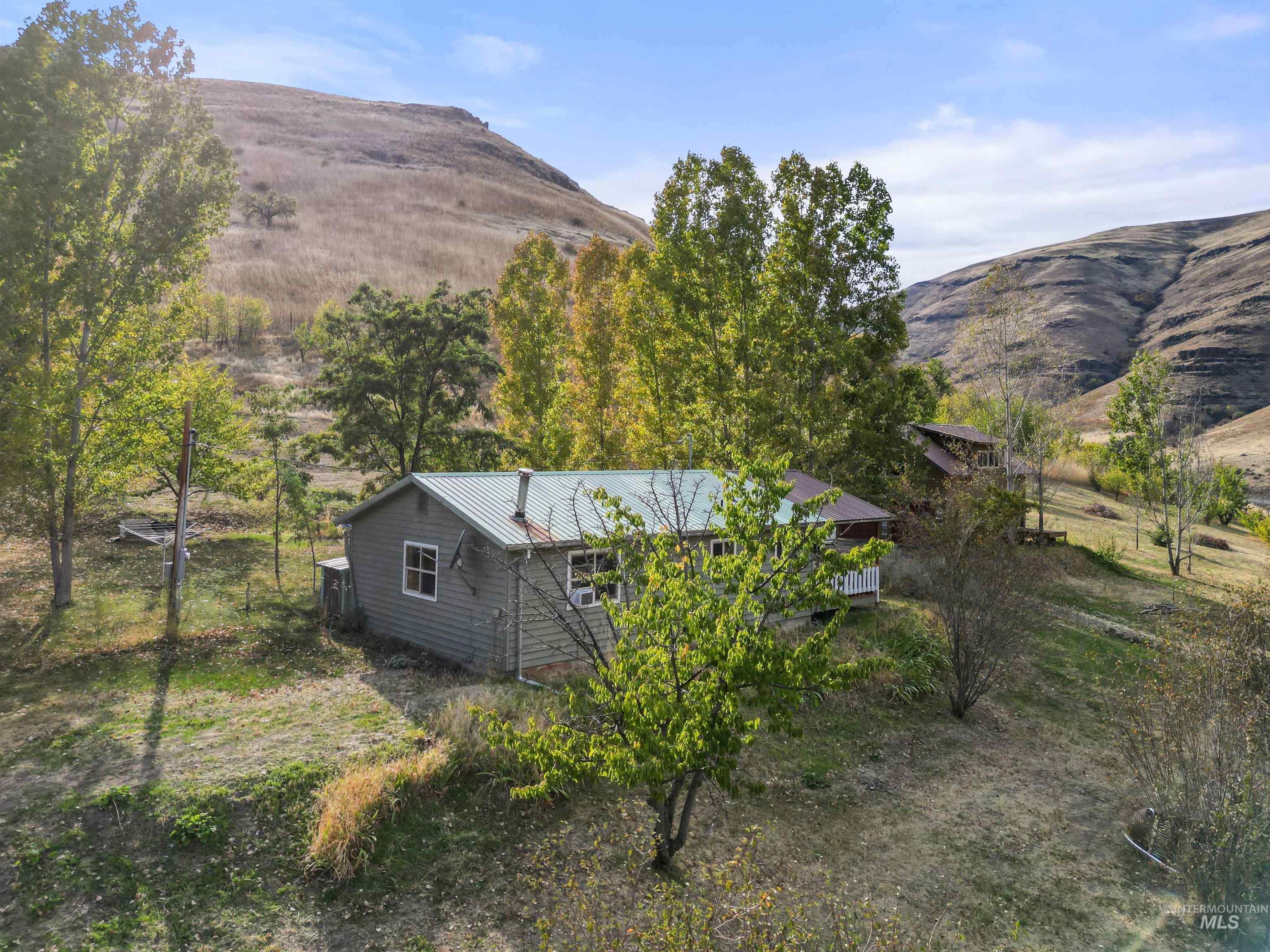 61380 Highway 129 Property Photo 32