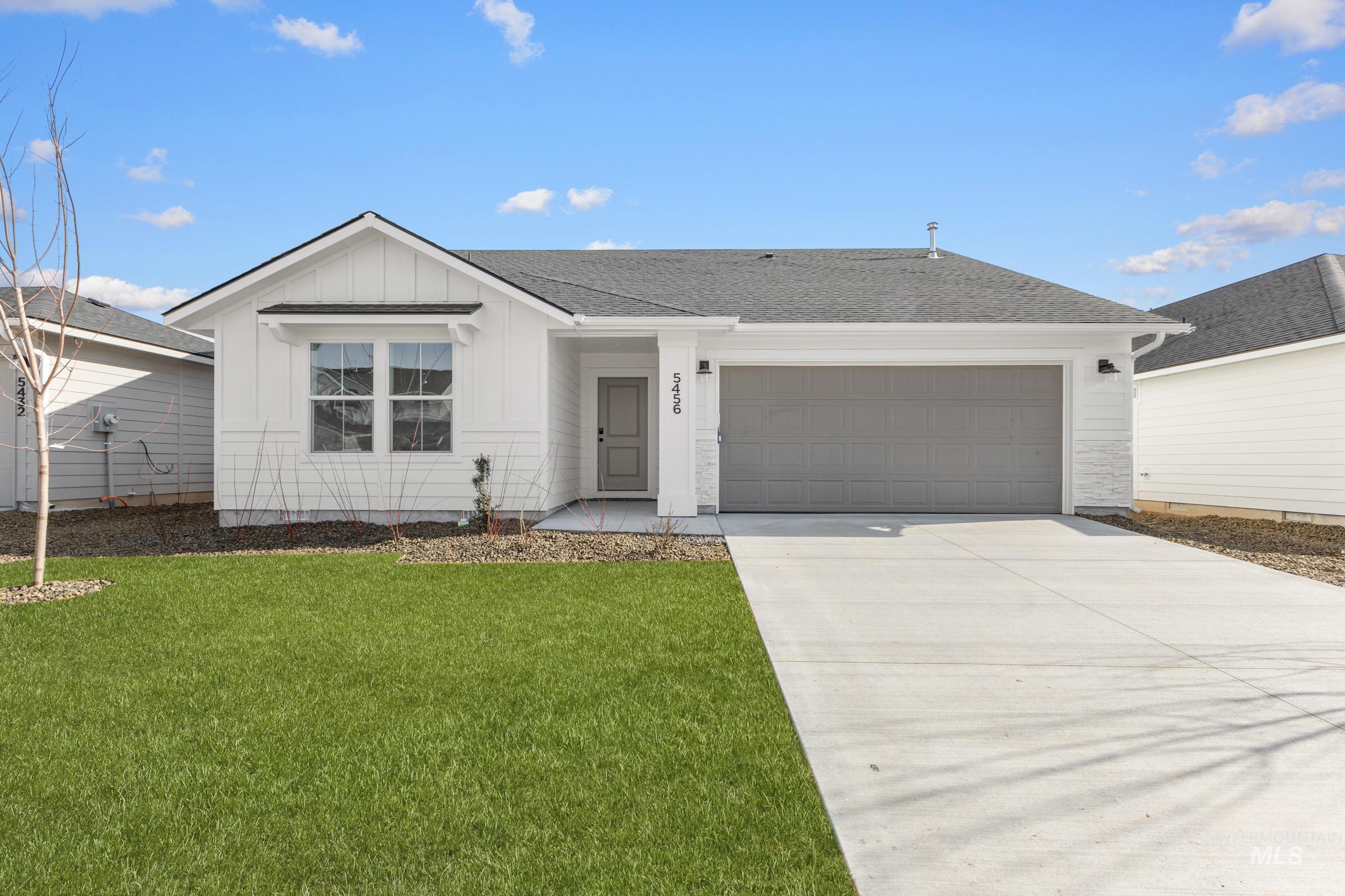 6892 S Lumberton Way Property Photo 1