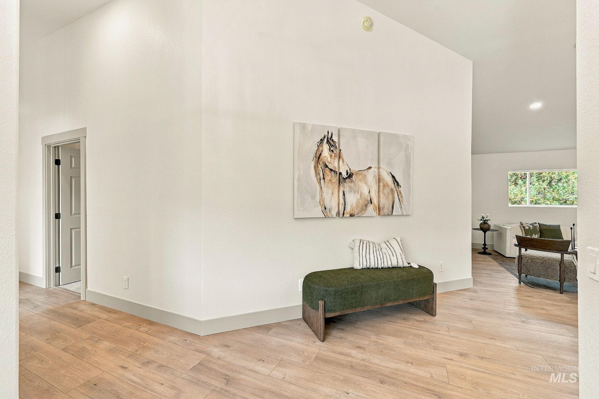 7 Willow Way Property Photo 2