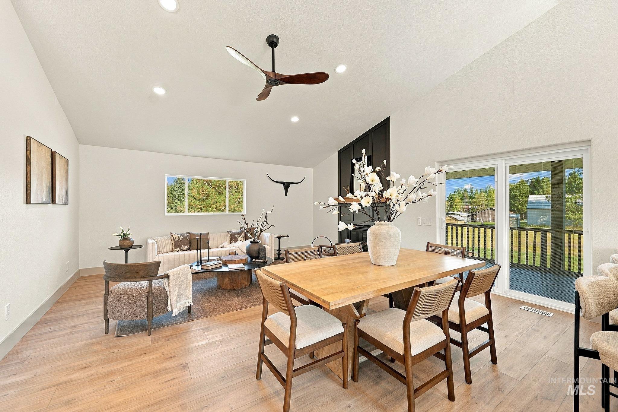 7 Willow Way Property Photo 6