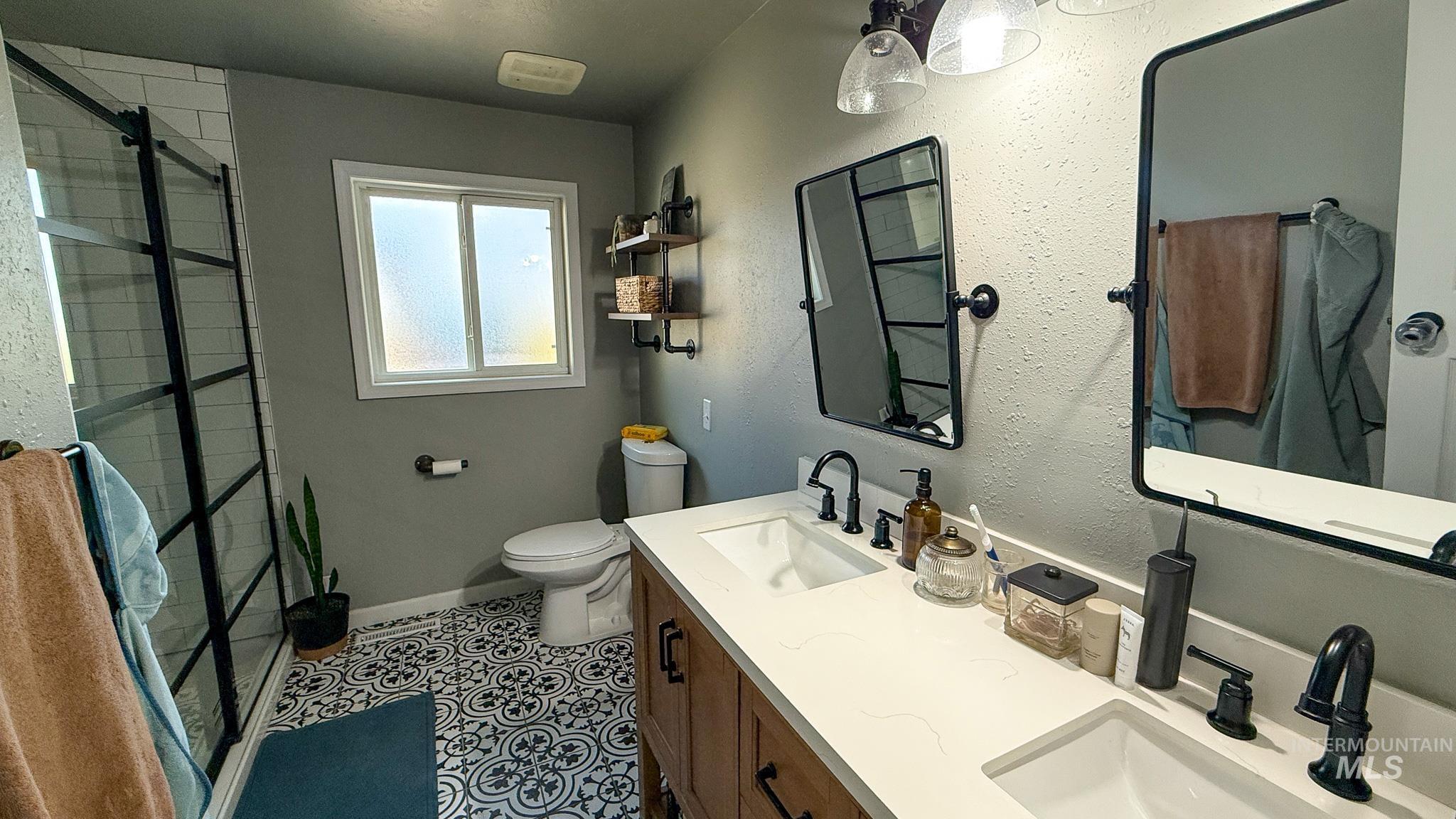 1656 Highway 46 Property Photo 15