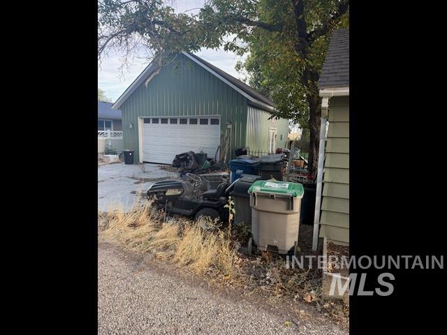 2621 N Mountain View Dr Property Photo 1