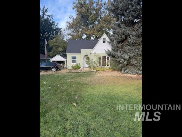 2621 N Mountain View Dr Property Photo 4