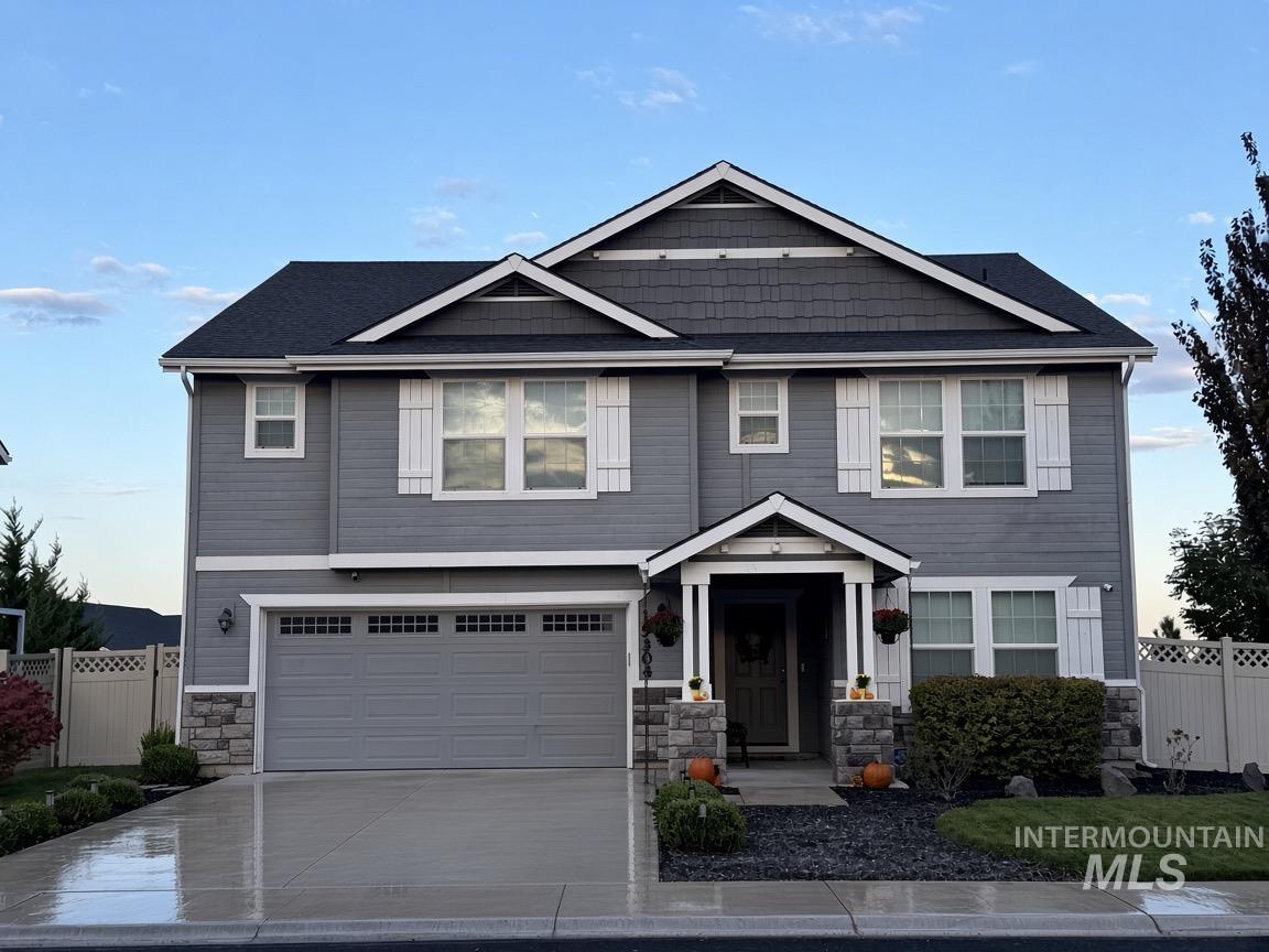 15304 Hanks Way Property Photo 1