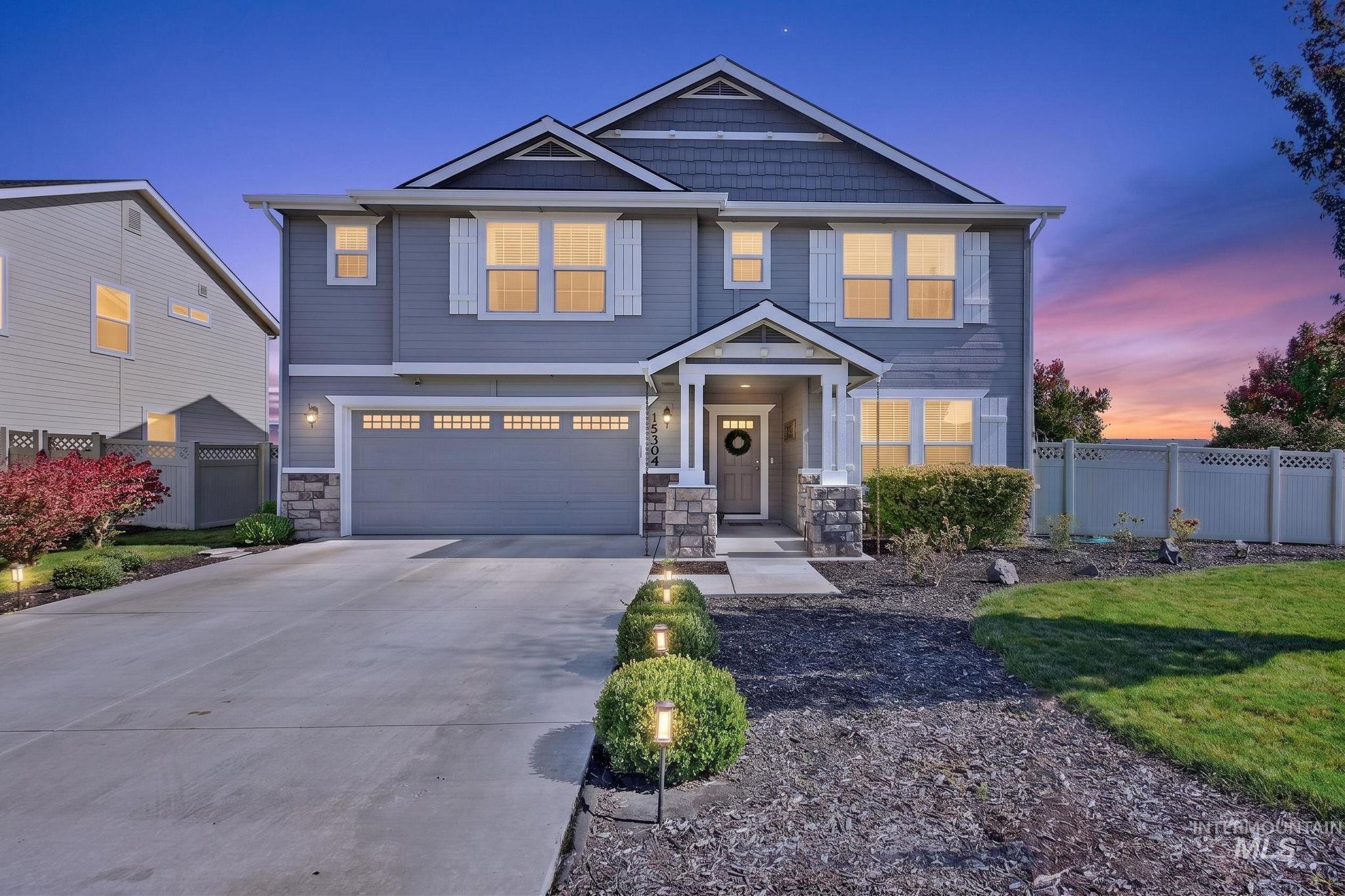 15304 Hanks Way Property Photo 1