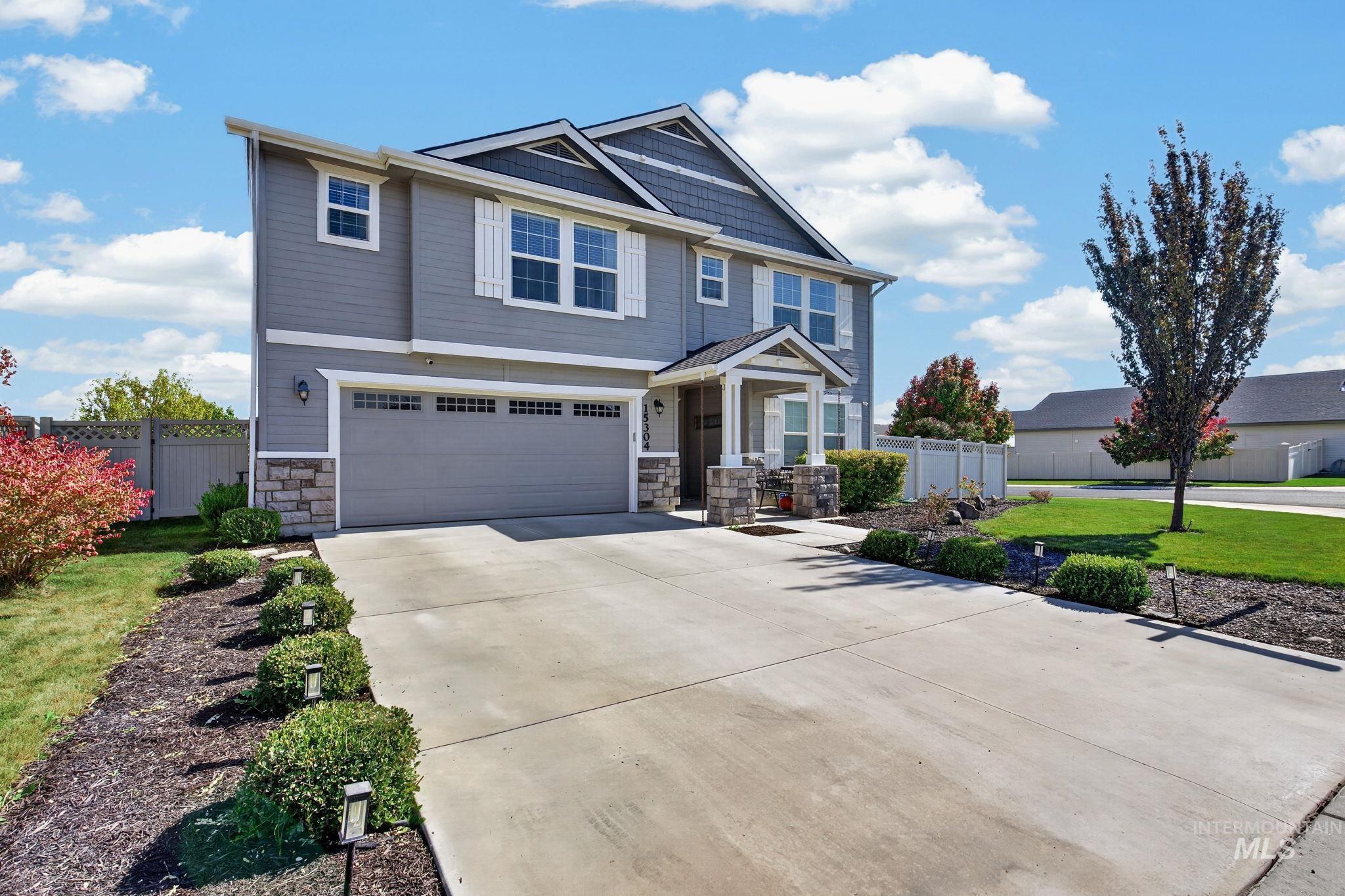 15304 Hanks Way Property Photo 4