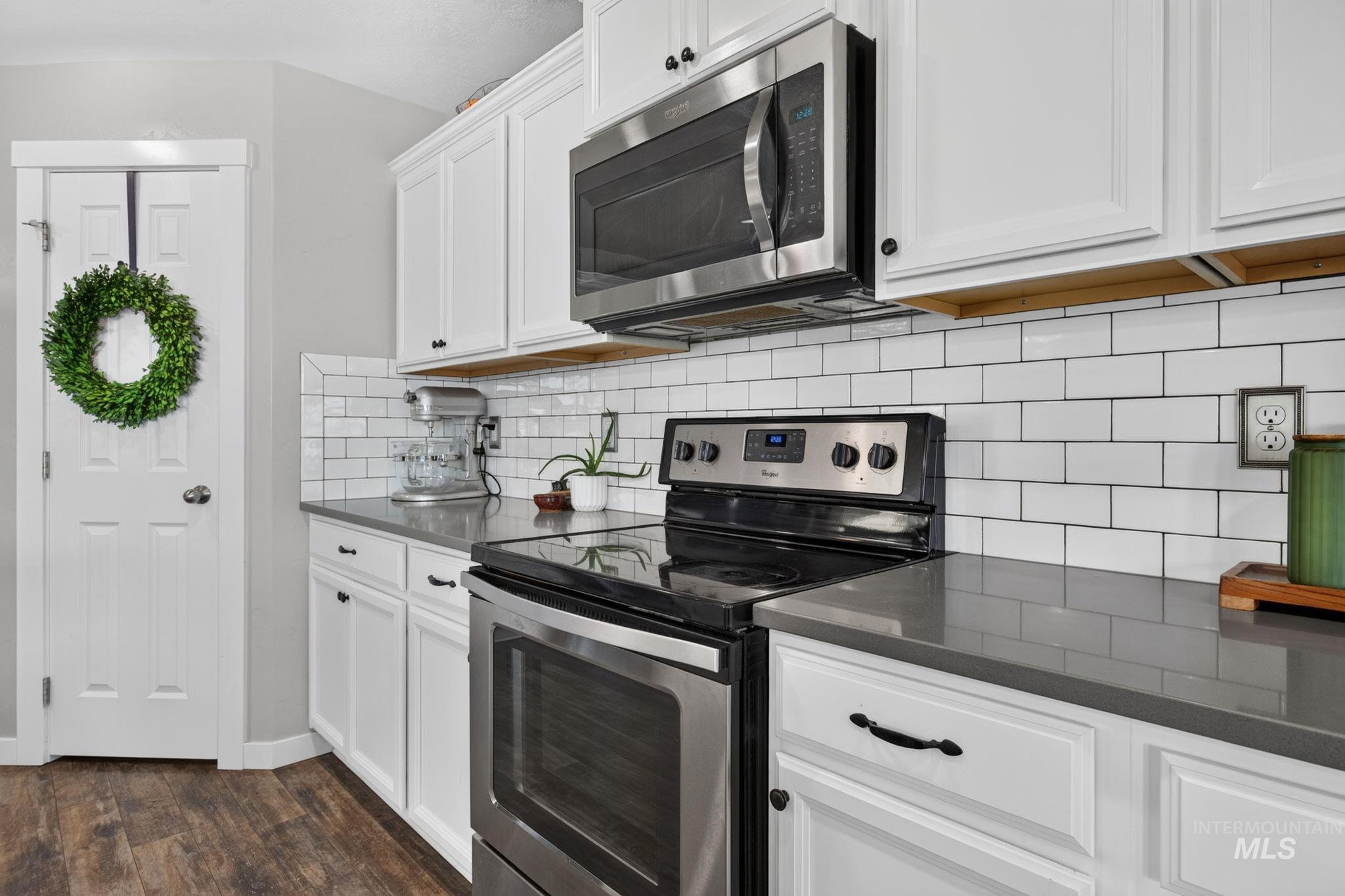 15304 Hanks Way Property Photo 16