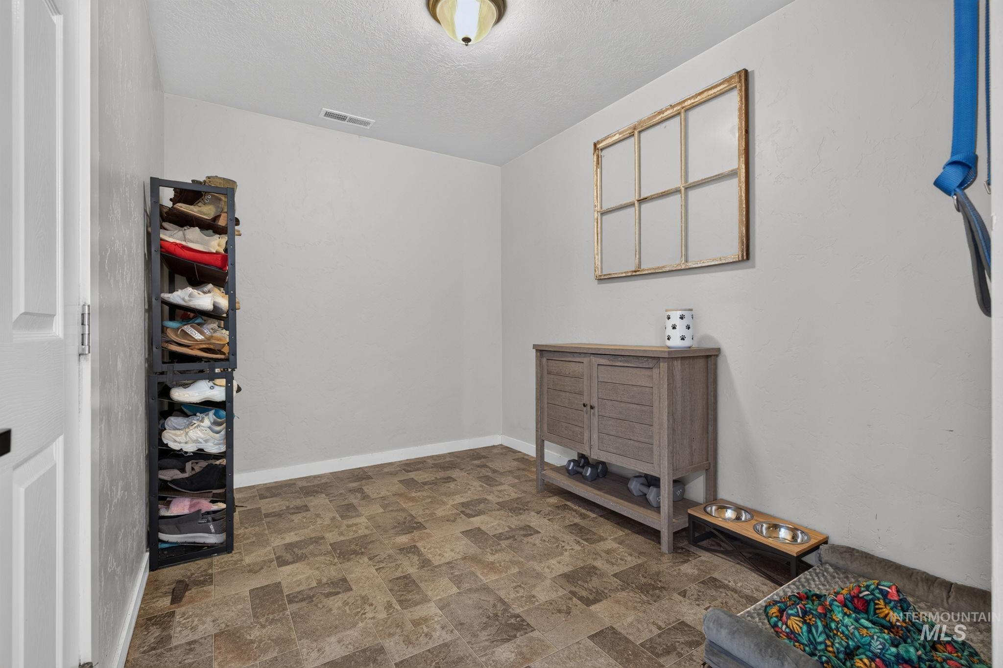 15304 Hanks Way Property Photo 39