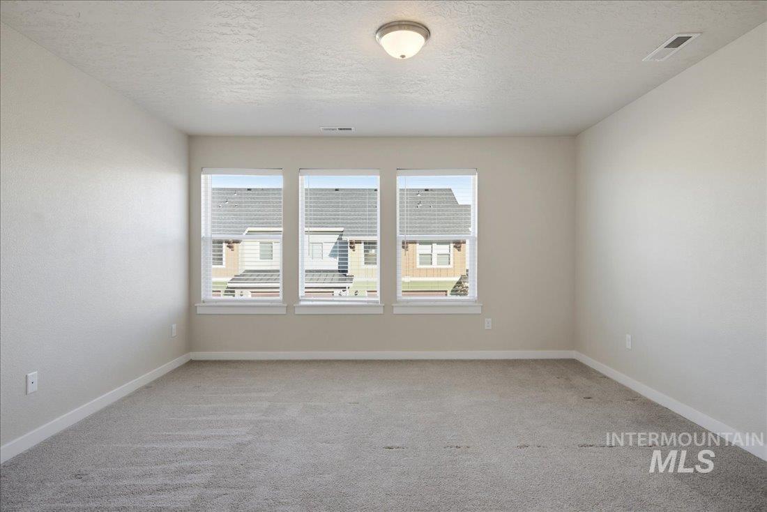 391 N Traquair Ln Property Photo 8