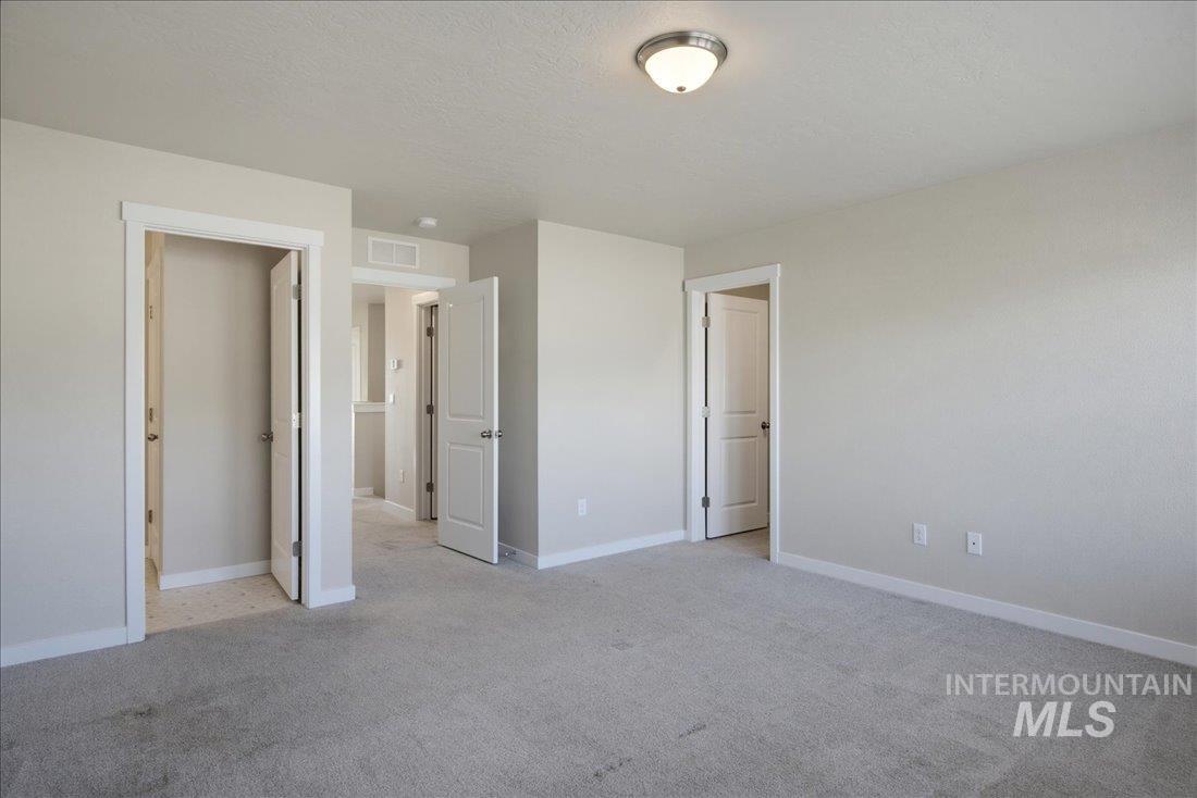 391 N Traquair Ln Property Photo 10