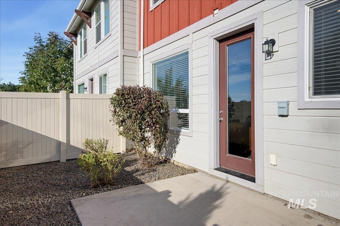391 N Traquair Ln Property Photo 23