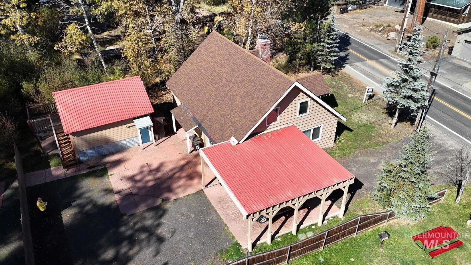 99002174 Property Photo 1