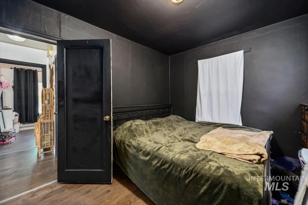 166 Carney St Property Photo 15