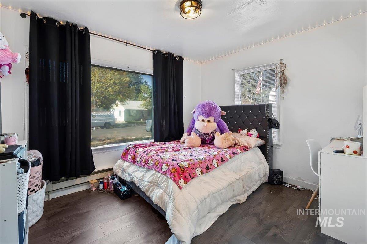 166 Carney St Property Photo 18