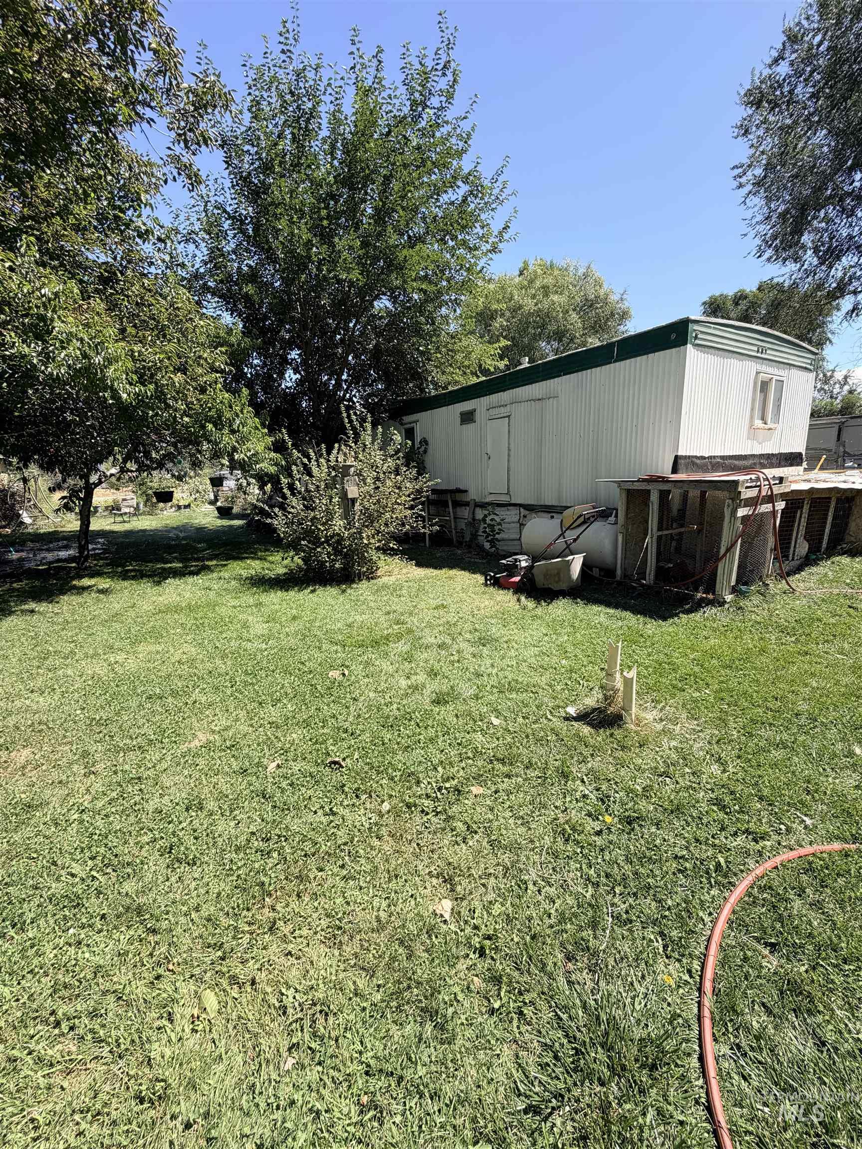 3729 Pioneer Rd Property Photo 10