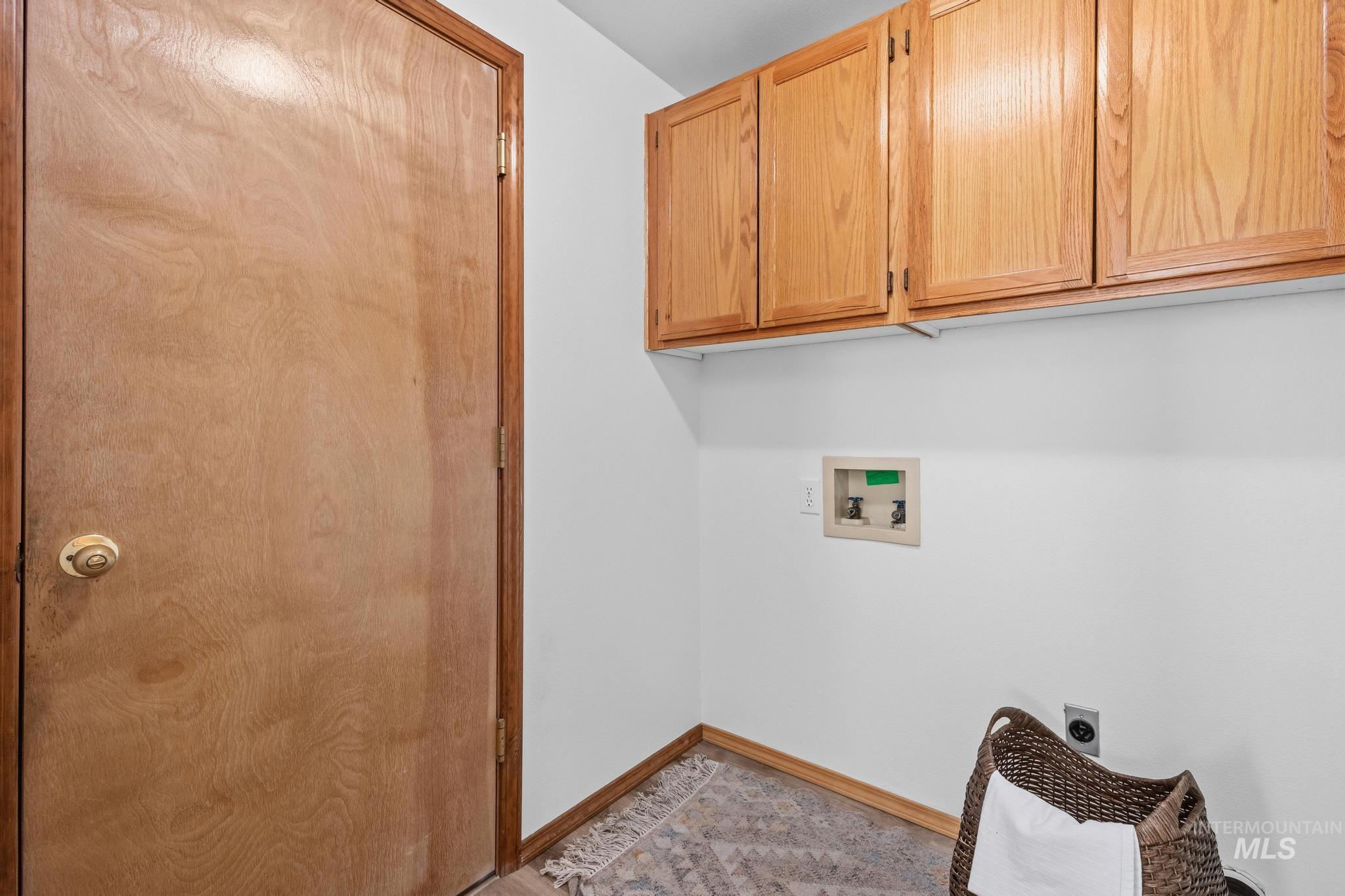 804 E Main St. Property Photo 14