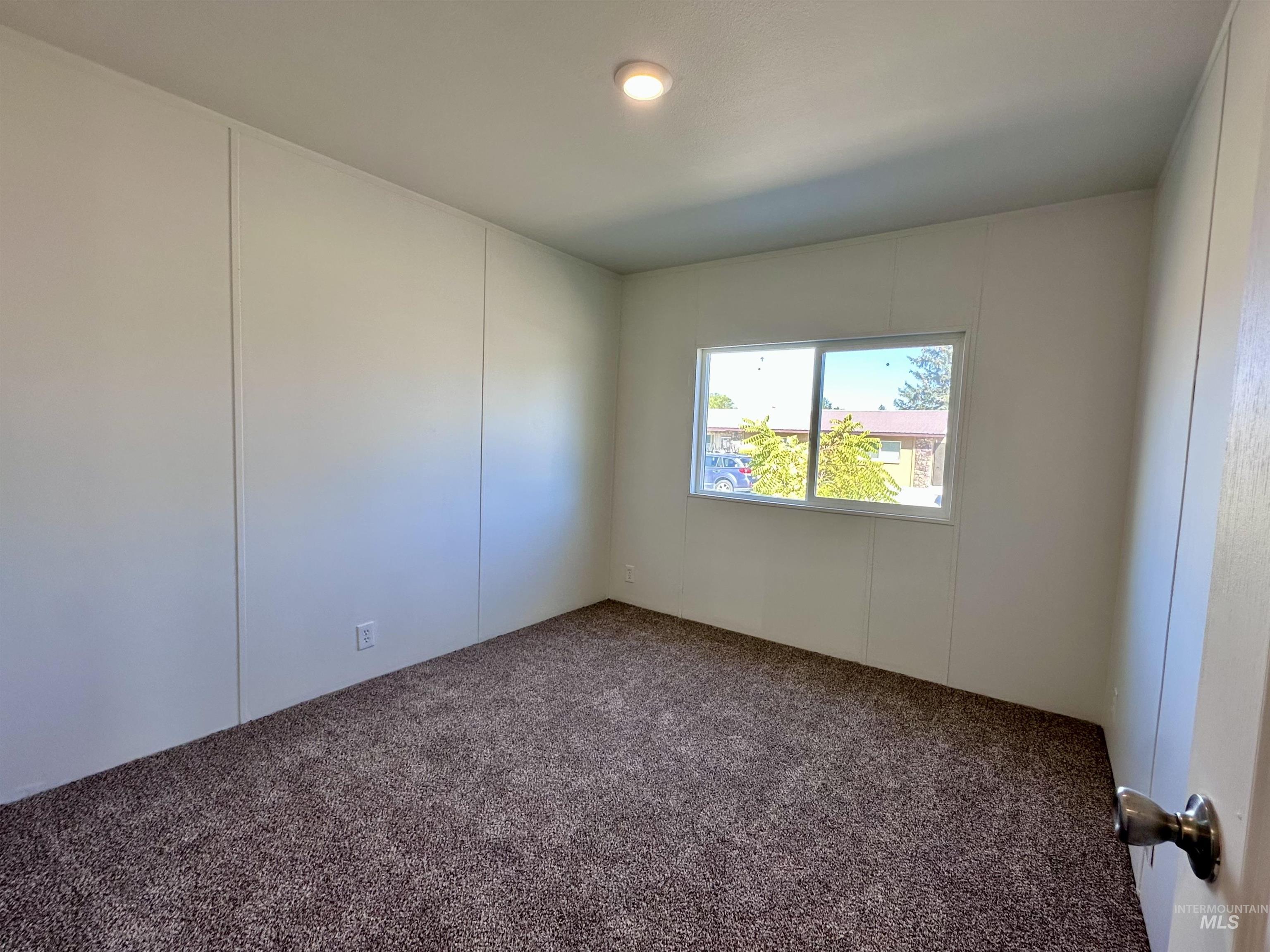 701 Monte Vista Dr Property Photo 10