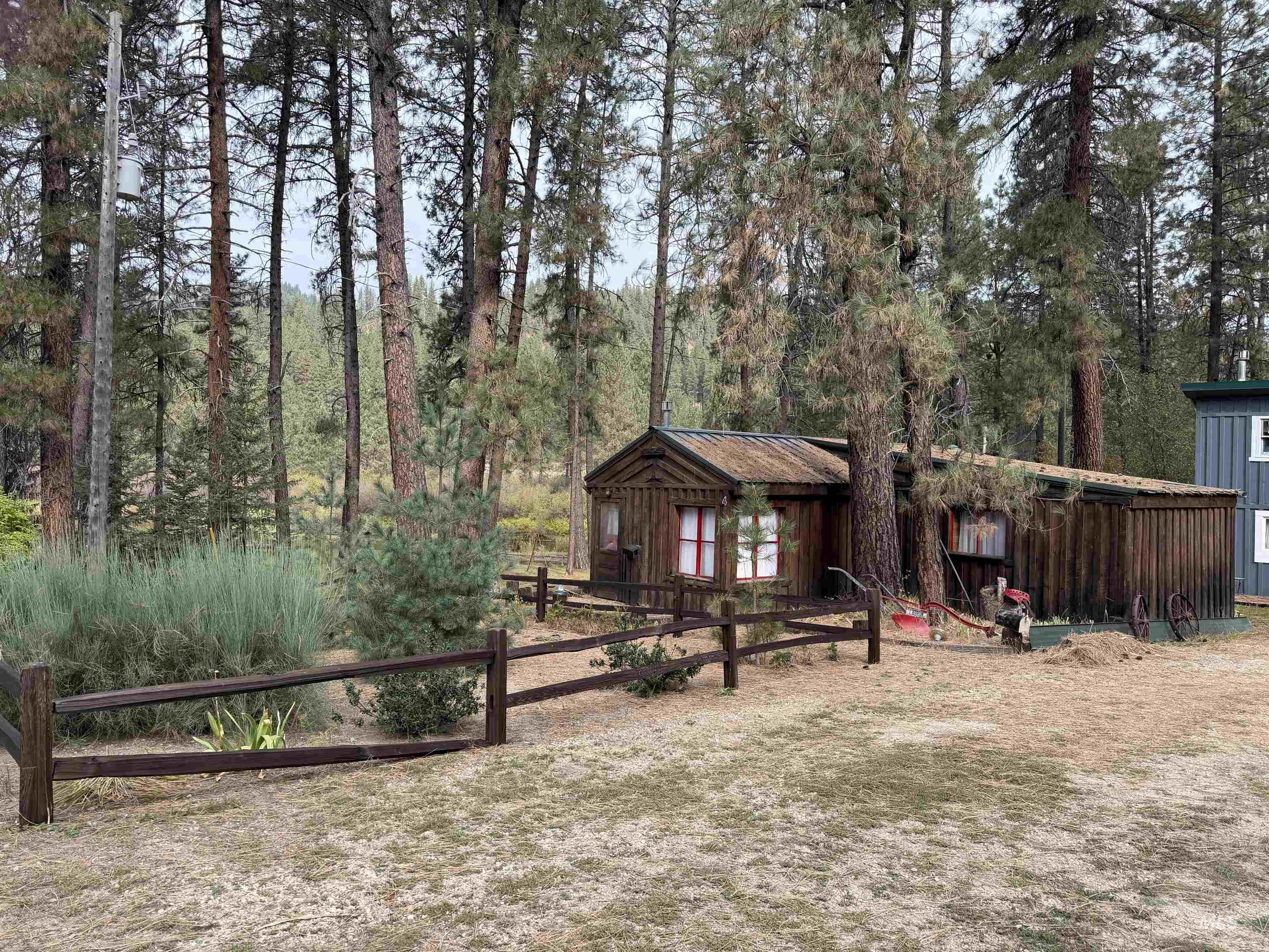 4 Lightning Creek Circle Property Photo 2