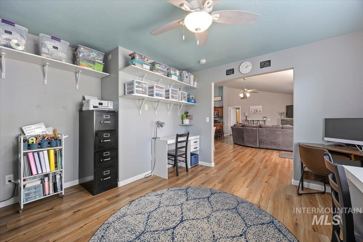 1504 N Evergreen St Property Photo 10