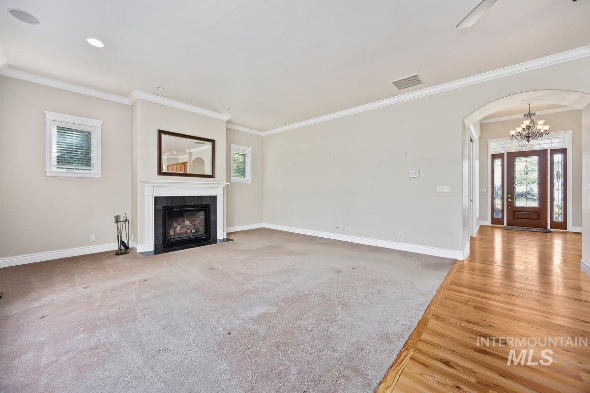 3249 Longbow Dr Property Photo 6