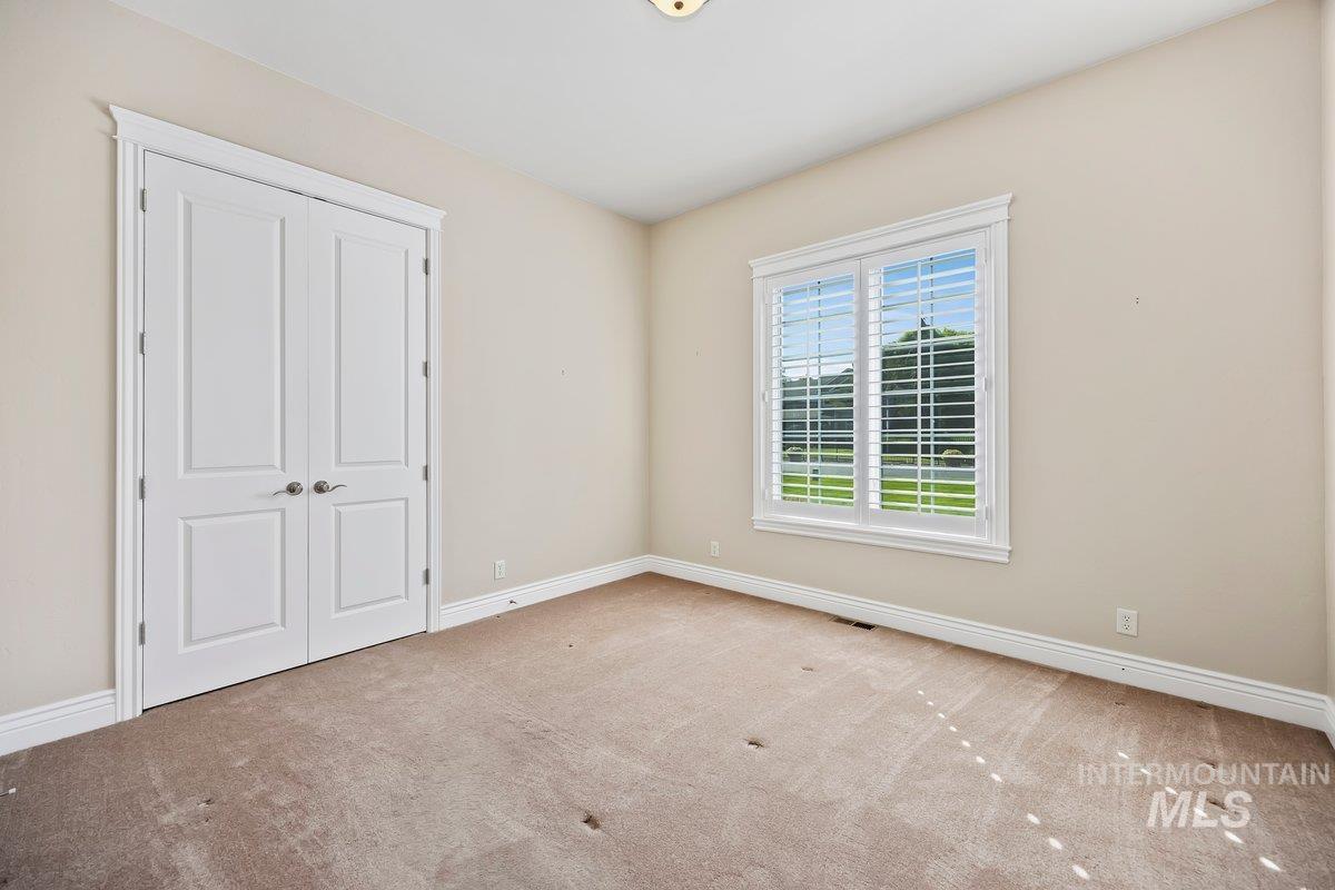 3249 Longbow Dr Property Photo 16