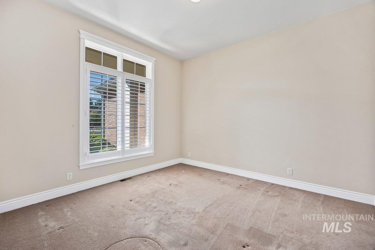 3249 Longbow Dr Property Photo 17