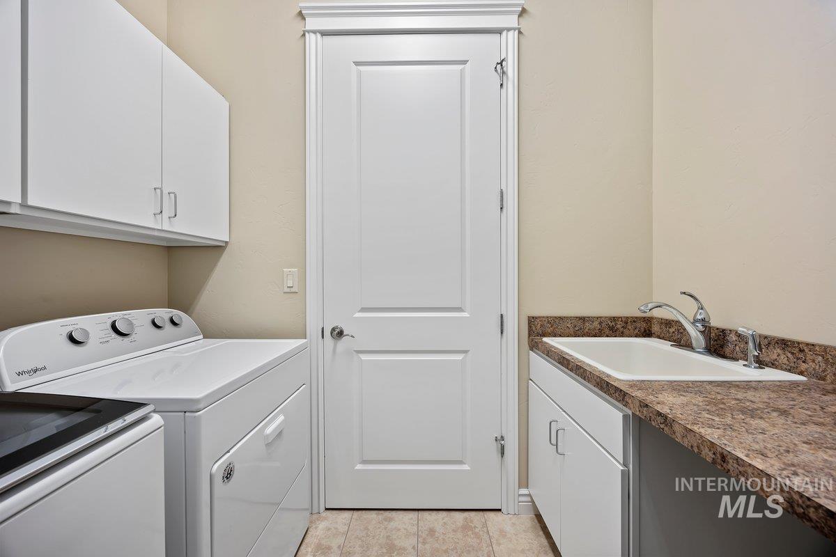 3249 Longbow Dr Property Photo 19