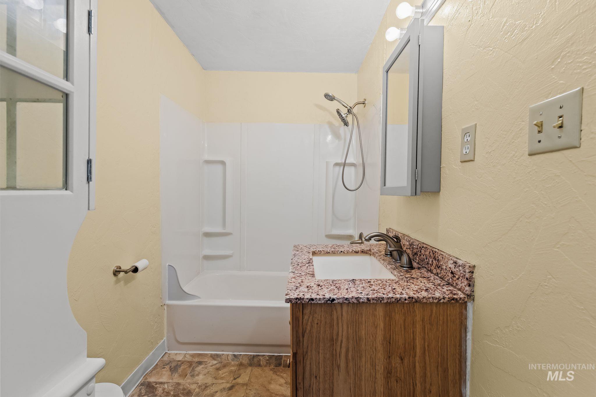 702 22nd Avenue Property Photo 19