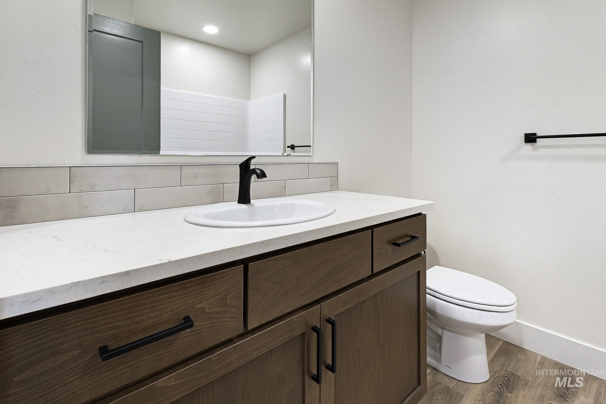 309 N 11th. Property Photo 16
