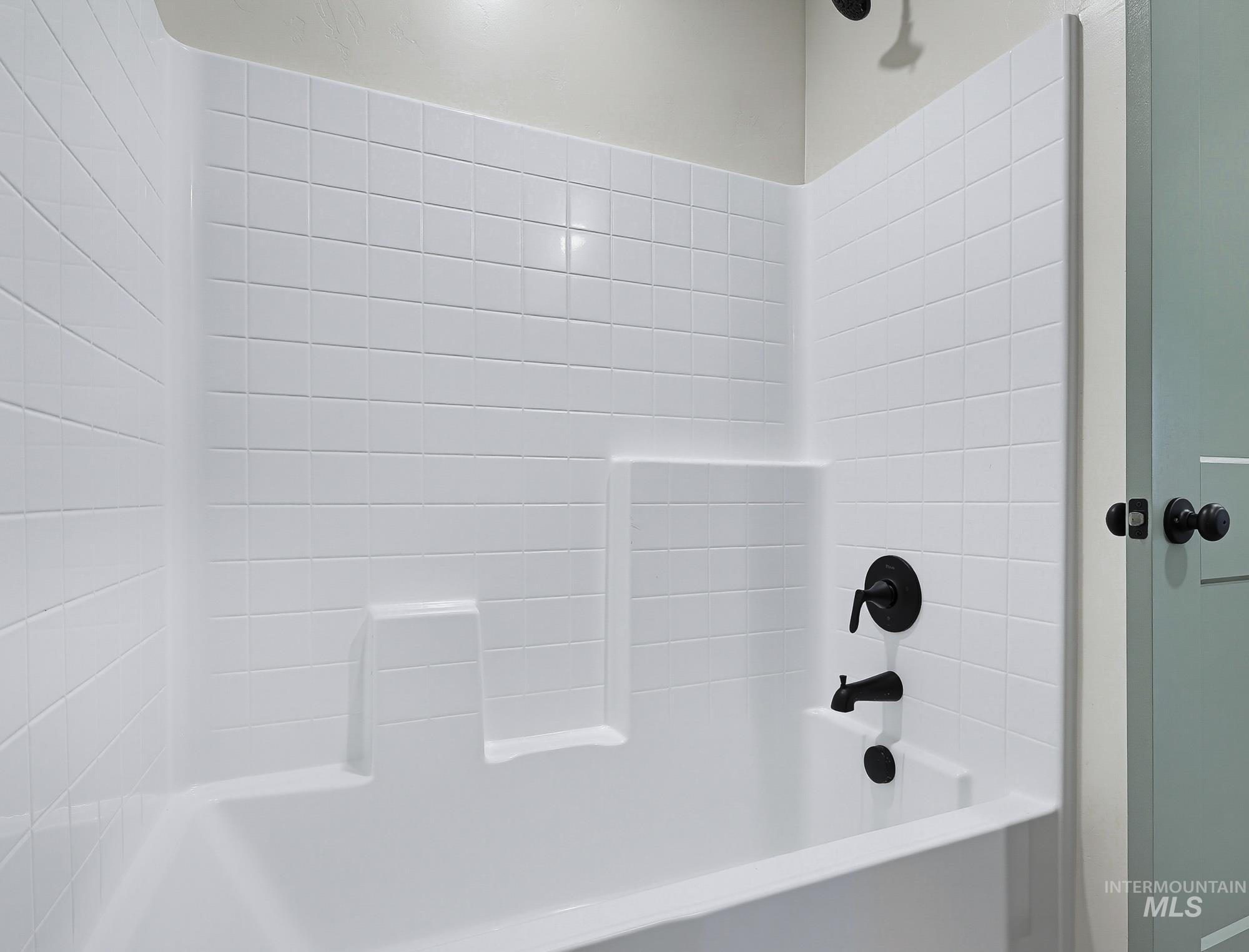 309 N 11th. Property Photo 18