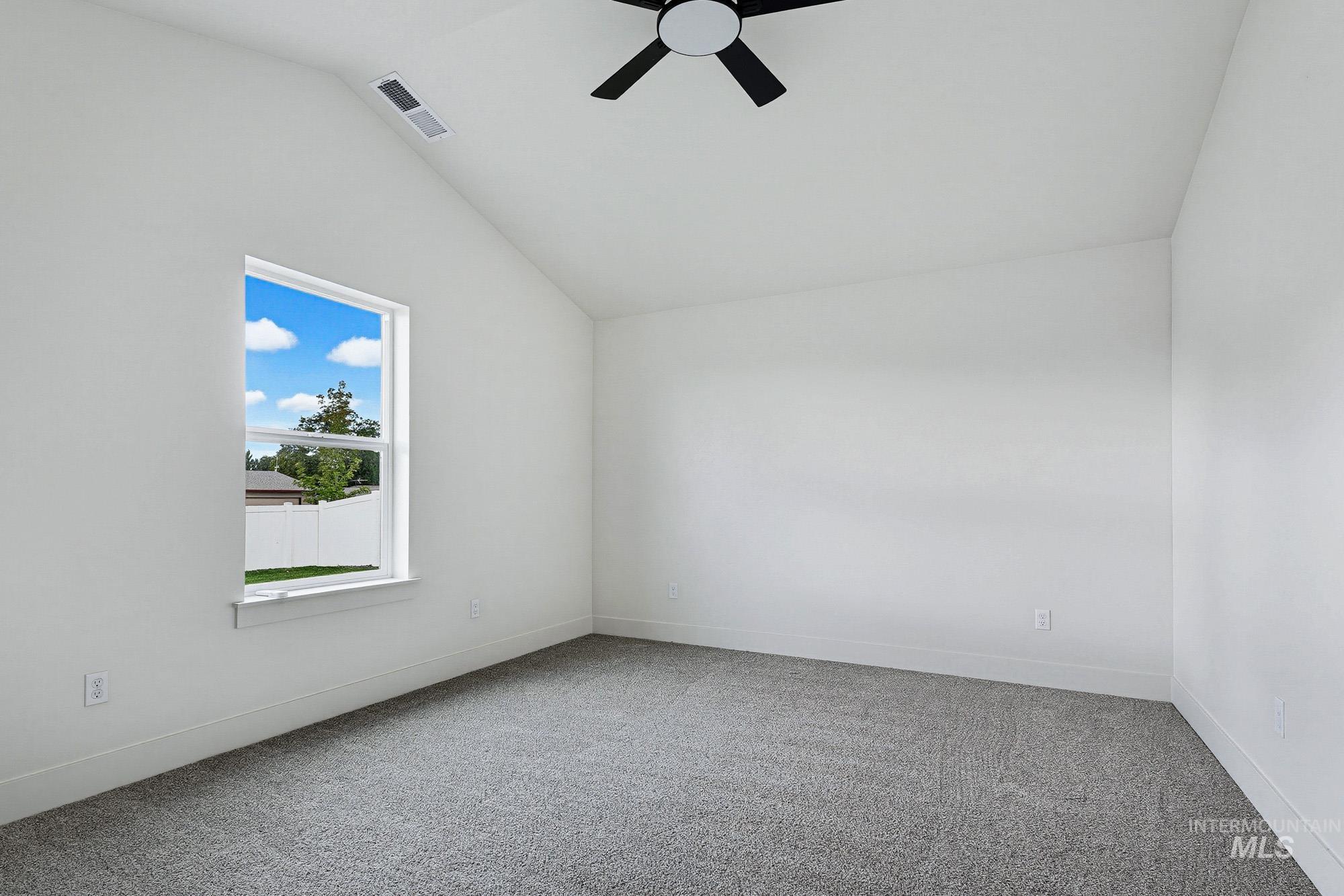 309 N 11th. Property Photo 21