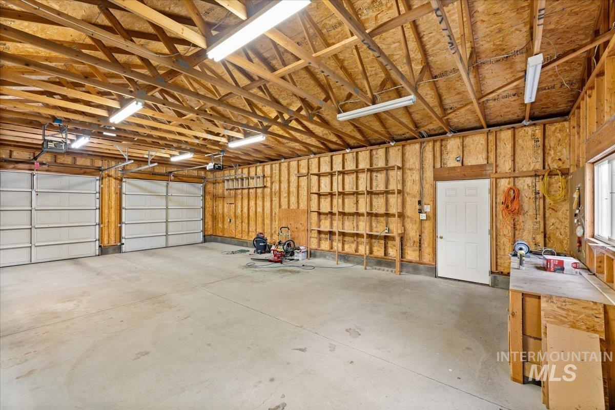 670 E Garfield Property Photo 37